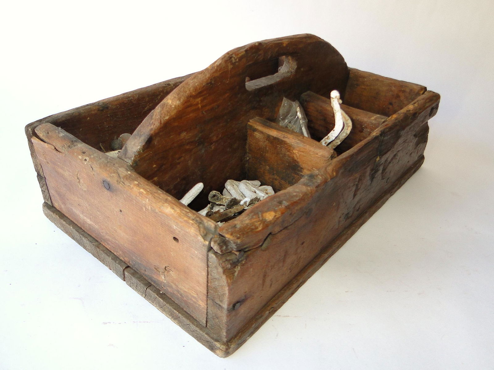 RUSTIC DIVIDED CARRIER WITH ASSORTMENT OF HARDWARE (1 of 2)