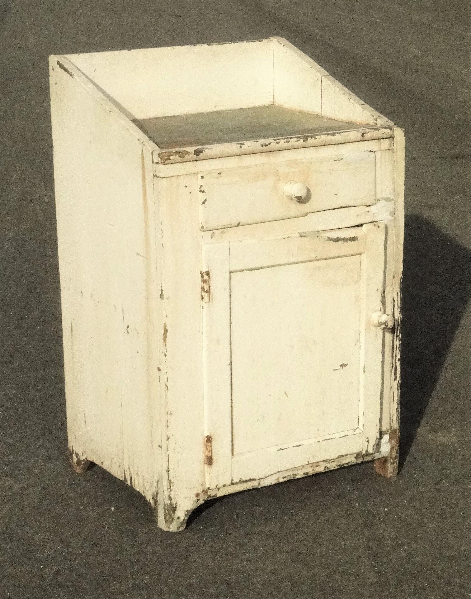 SMALL 19TH C WHITE PAINTED DRY SINK (1 of 2)