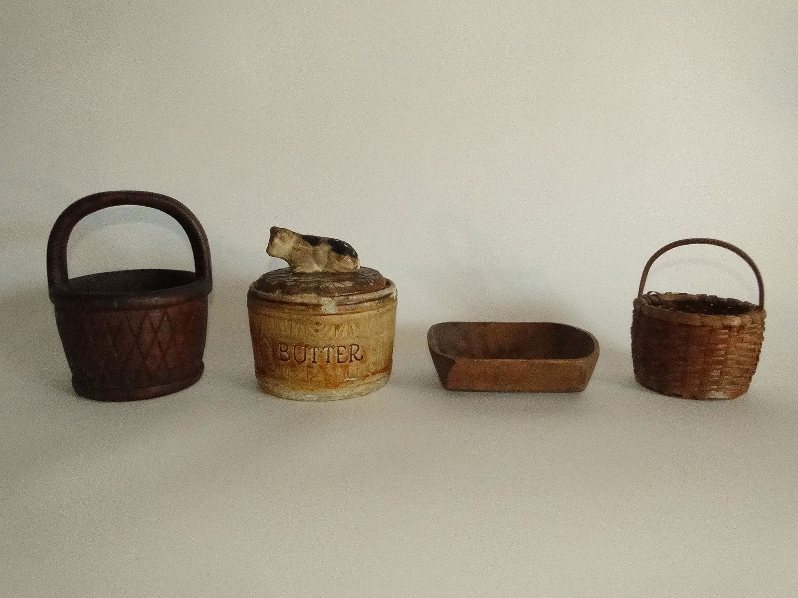 GROUPING OF ESTATE KITCHEN ITEMS (1 of 3)