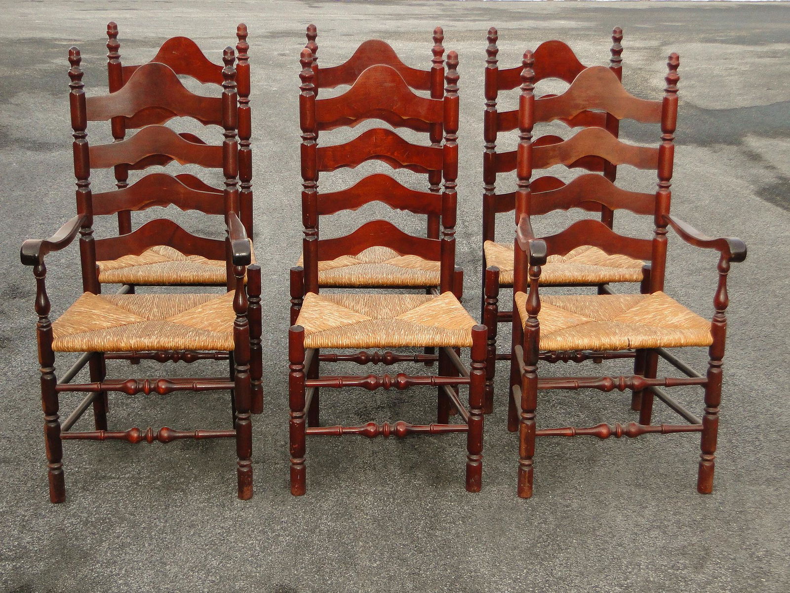 SET OF SIX COUNTRY LADDERBACK DINING CHAIRS (1 of 2)