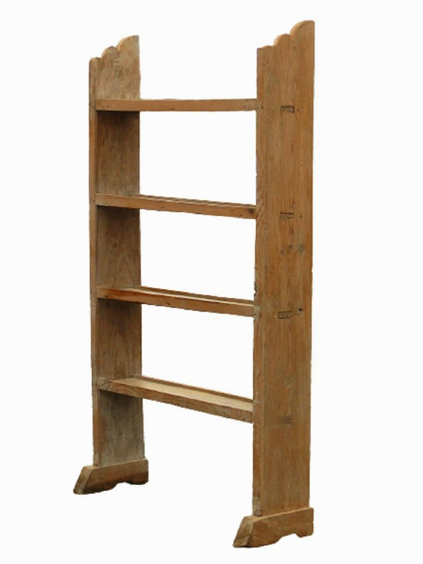 EARLY PRIMITIVE FLOOR STANDING BUCKET BENCH (1 of 1)