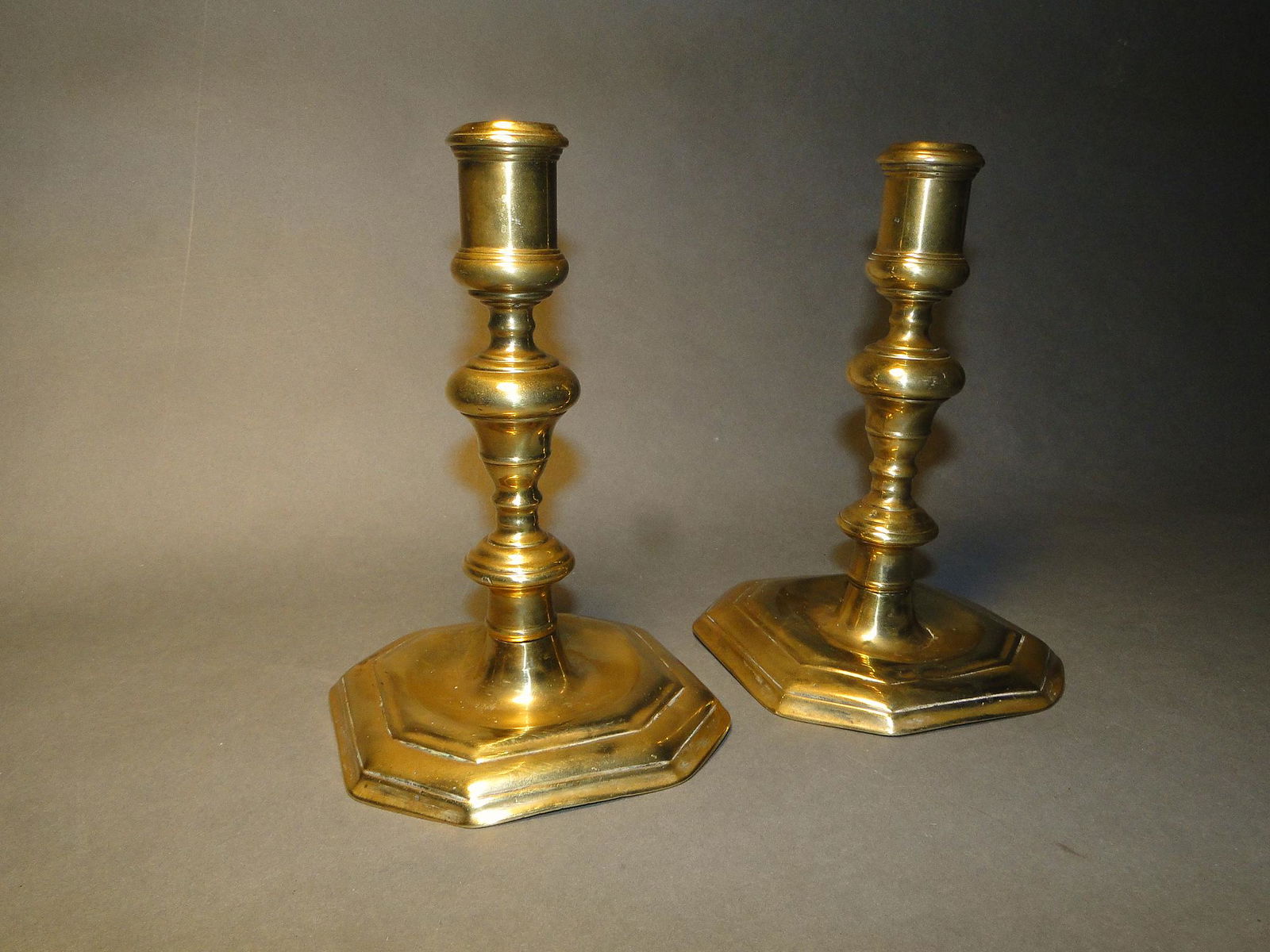 PAIR OF LATE 17TH C ENGLISH CANDLESTICKS (1 of 2)