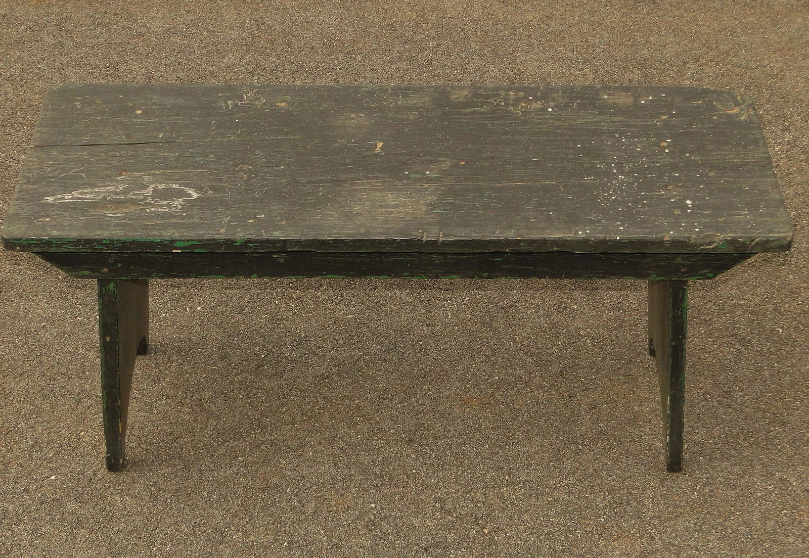 PRIMITIVE BLACK PAINTED BENCH (1 of 1)