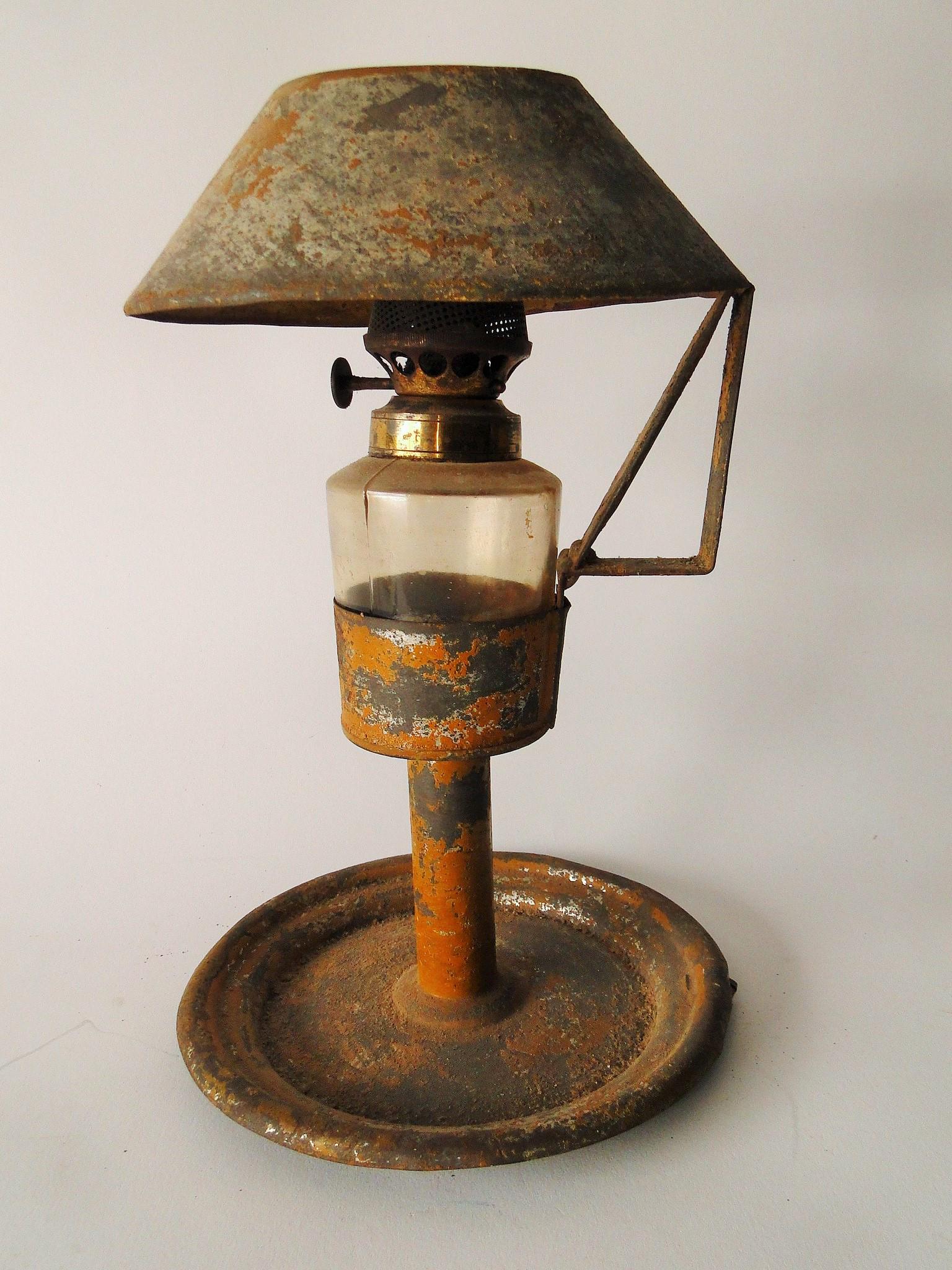 EARLY 19TH C MUSTARD PAINTED OIL LANTERN (1 of 3)