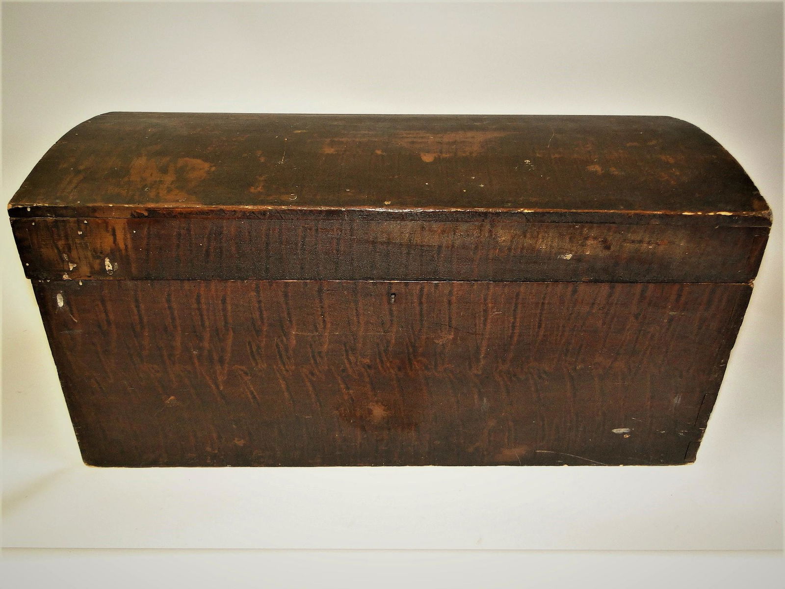 19TH C GRAIN PAINTED DOME TOP CHEST (1 of 5)