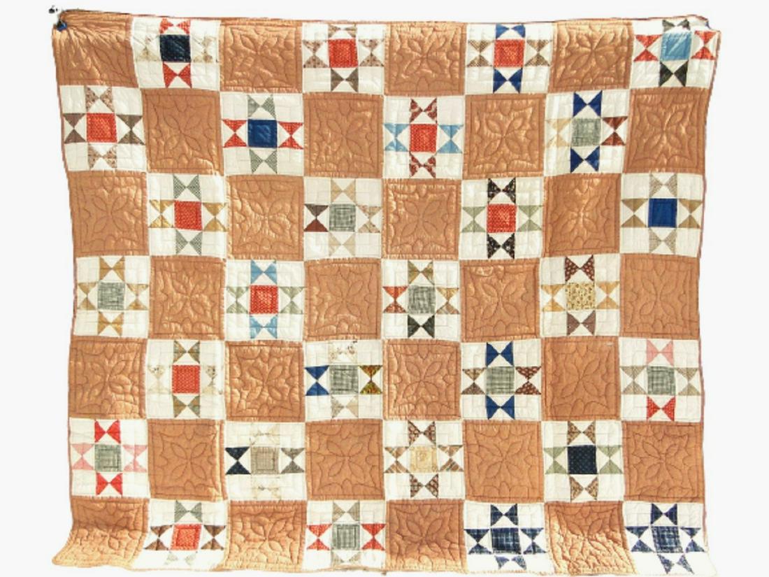 ANTIQUE AMERICAN QUILT (1 of 3)