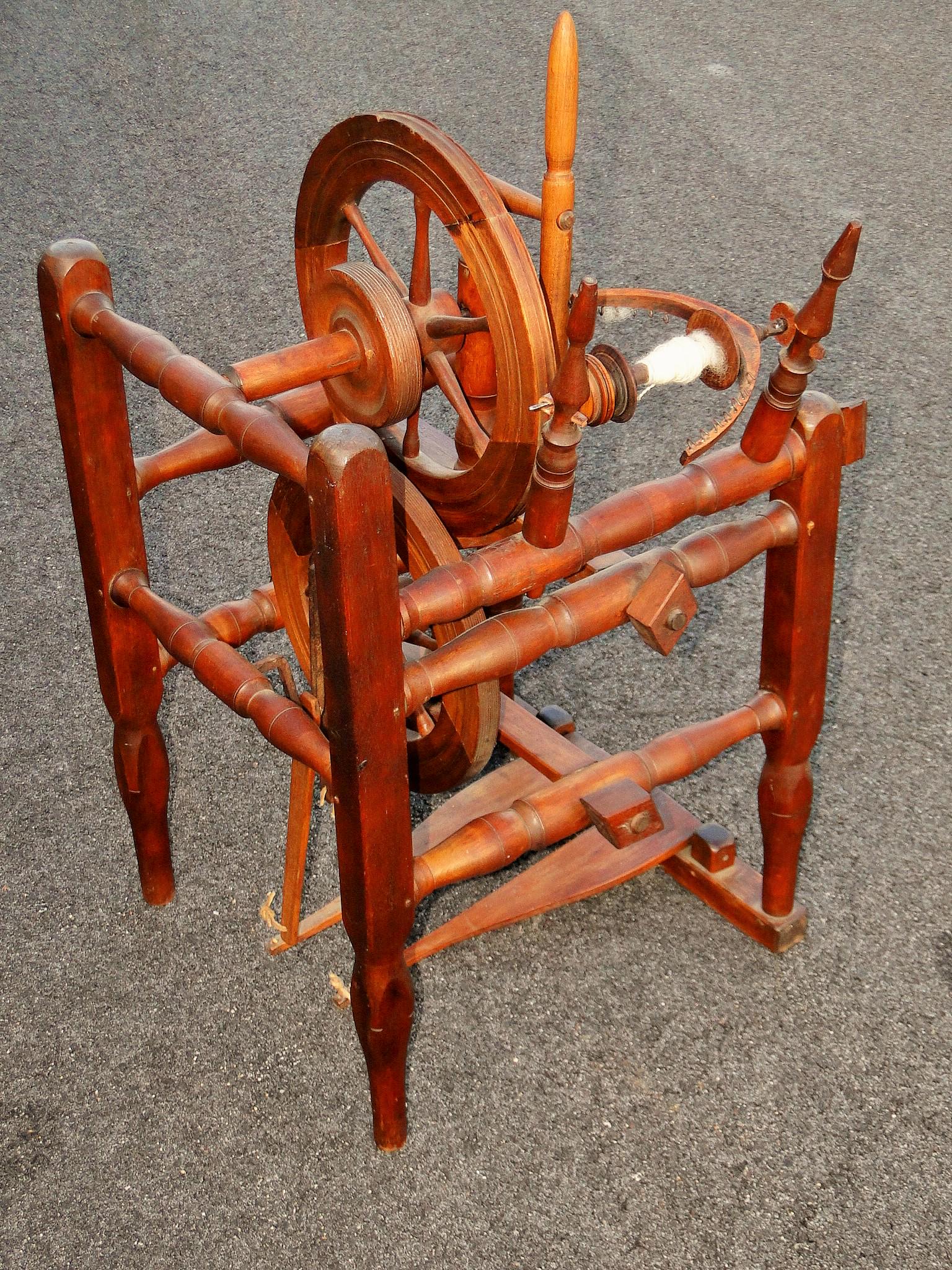 ANTIQUE CONNECTICUT CHAIR WHEEL (1 of 1)