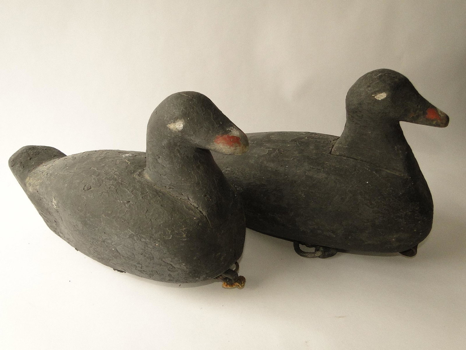 PAIR FOLKY PAINTED MAINE DECOYS: PAIR FOLKY PAINTED MAINE DECOYS, ORIGINAL PAINT, 15", INLETTED HEADS
