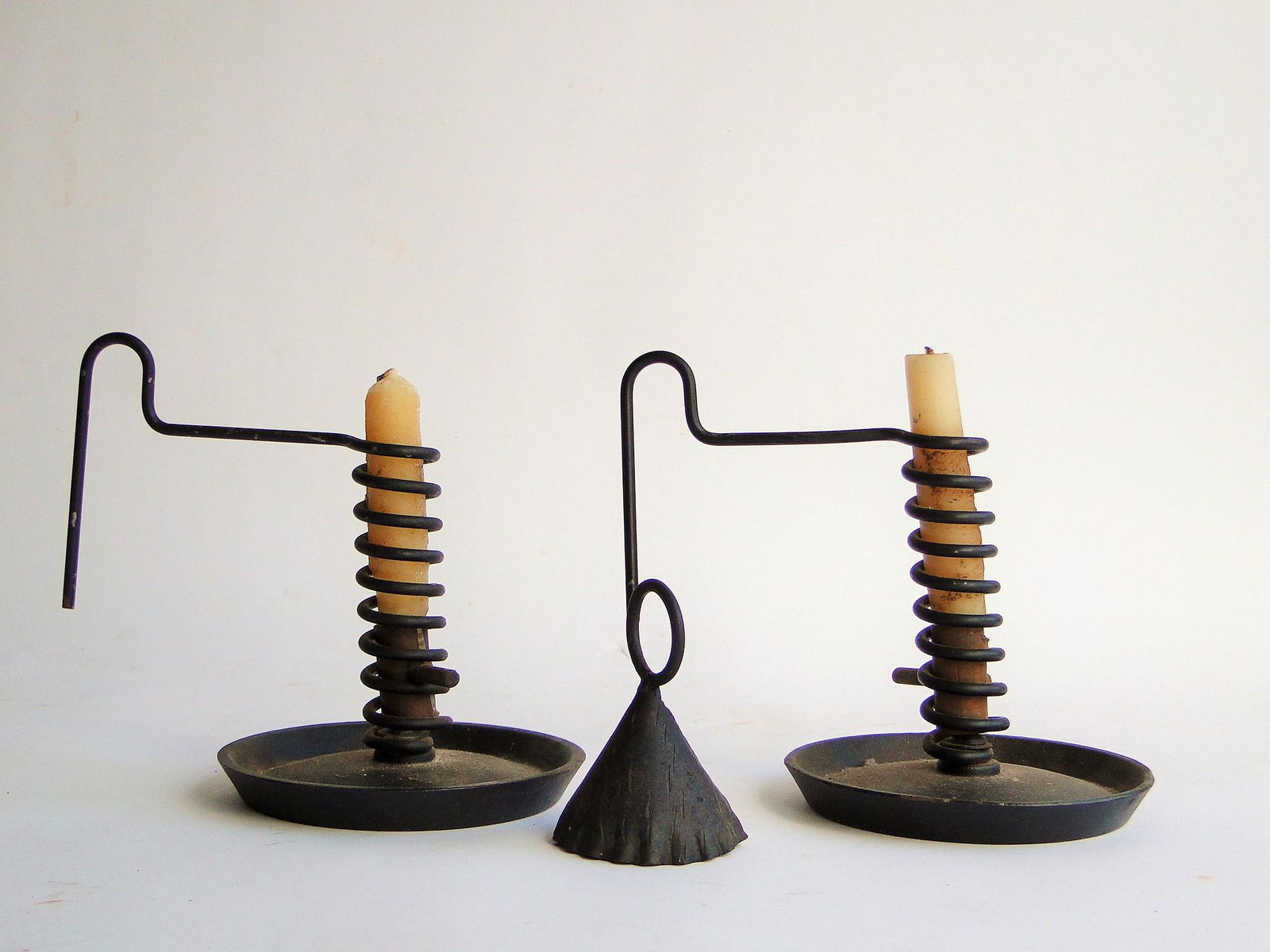 A MATCHED PAIR OF SPIRAL CANDLESTICKS: A MATCHED PAIR OF 18TH C SPIRAL CANDLESTICKS SIGNED JOHN WRIGHT INC. 2223, 5" BASE DIAMETERS, 5" TALL.