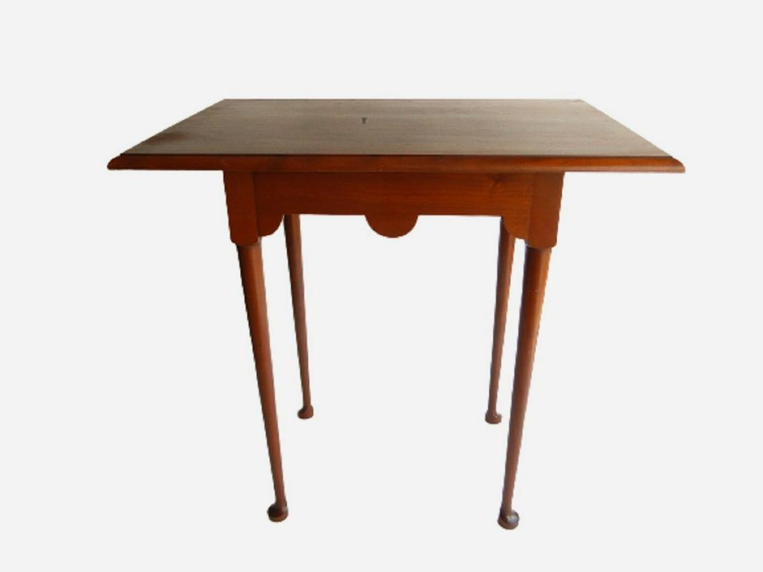 ELDRED WHEELER QUEEN ANNE STYLE TAP TABLE (1 of 6)