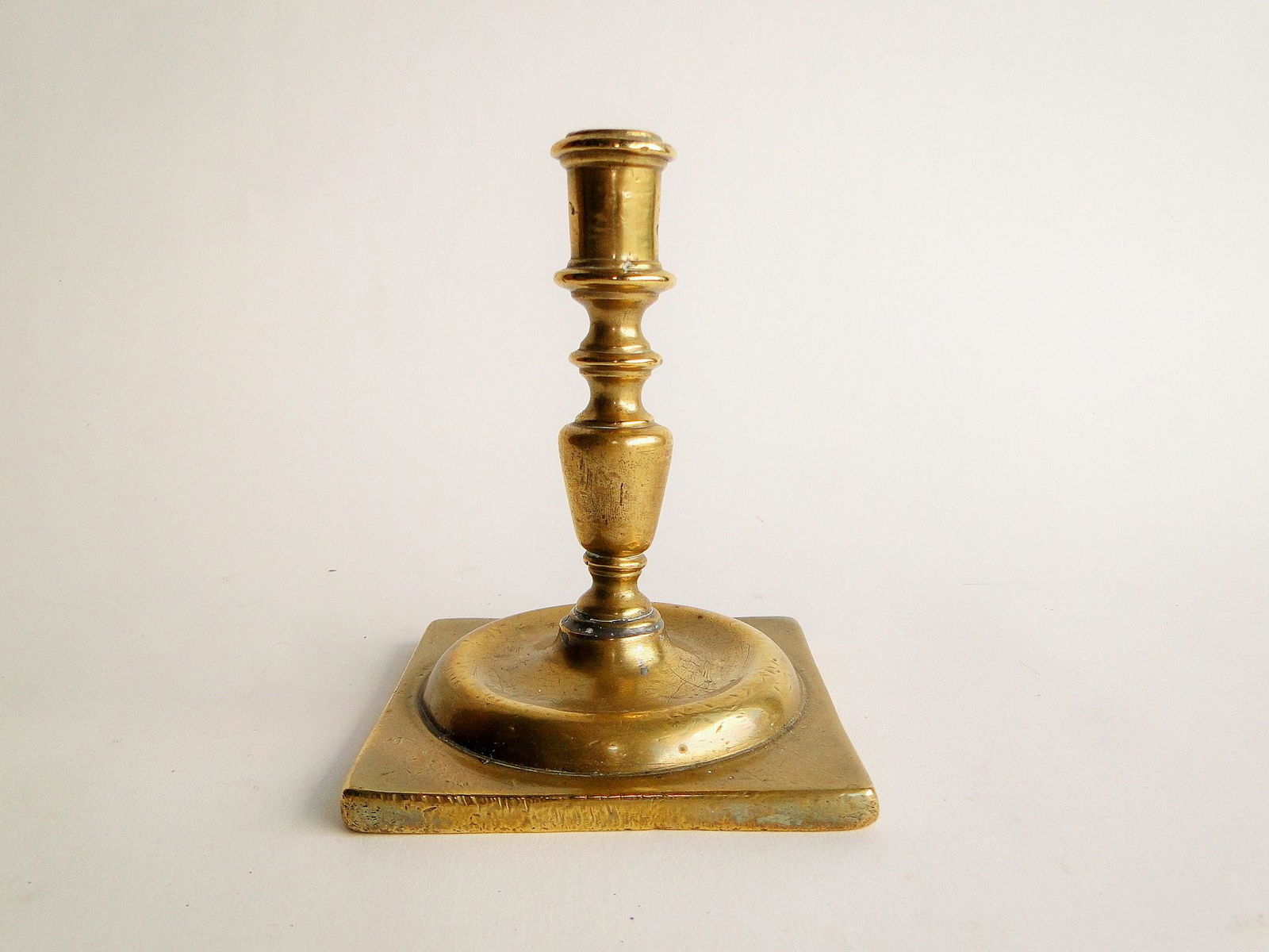 17TH C CIRCA 1690 DUTCH OR SPANISH CANDLESTICK (1 of 4)