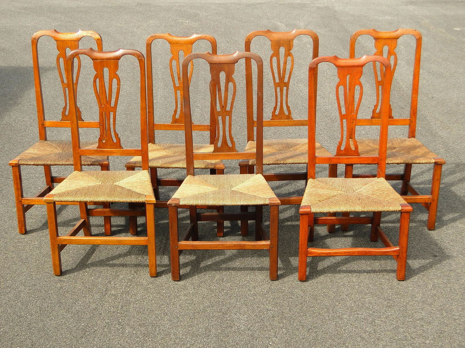RARE SET OF MATCHING NH CHIPPENDALE CHAIRS (1 of 6)