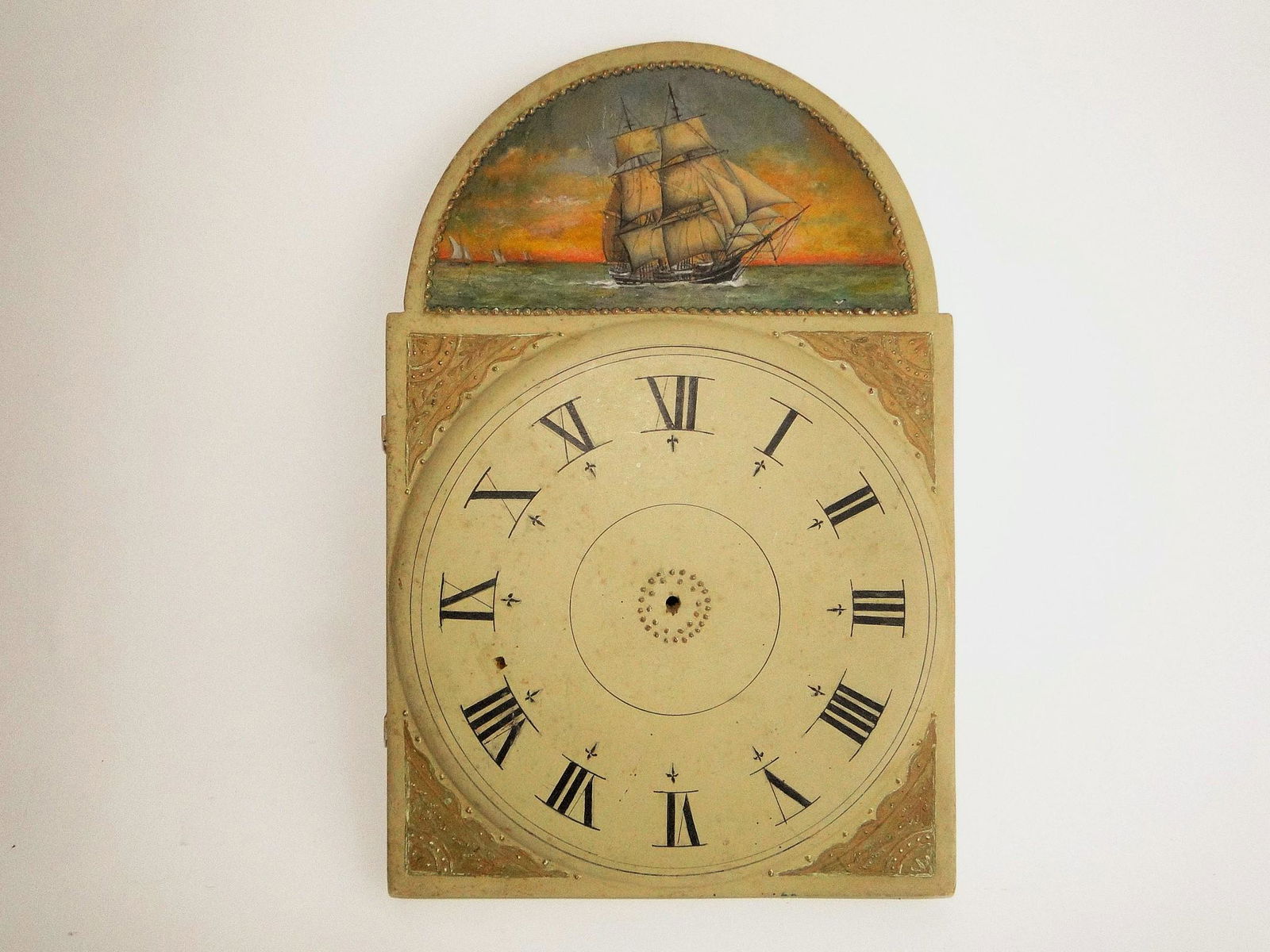 VNTAGE CLOCK FACE OF A SHIP: VNTAGE CLOCK FACE OF A SHIP, 9 1/4" wide x 13 7/8" tall x 1/2" thick