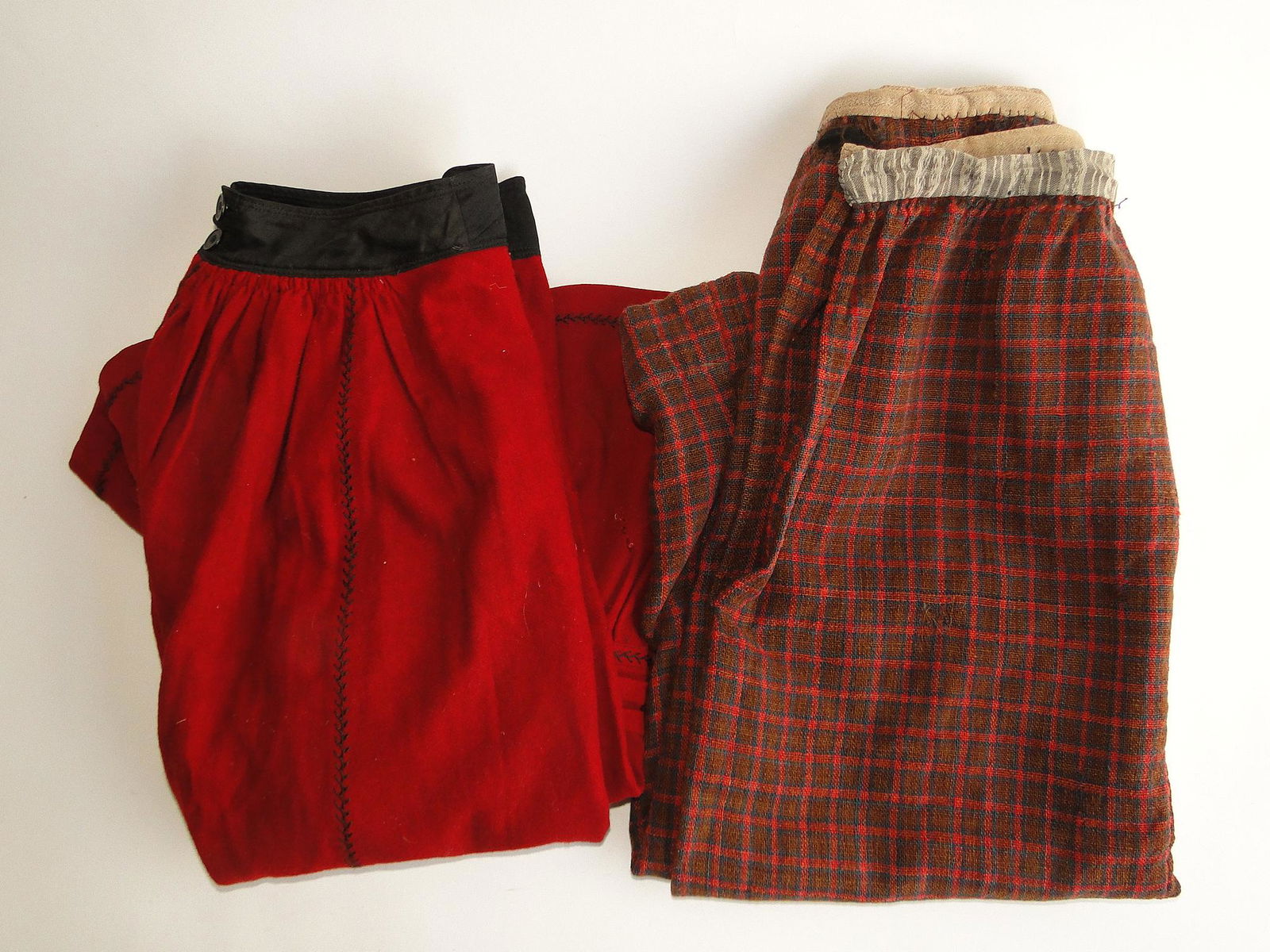 19TH C WOOL PETTICOAT, WOOL CHILD'S SKIRT (1 of 2)