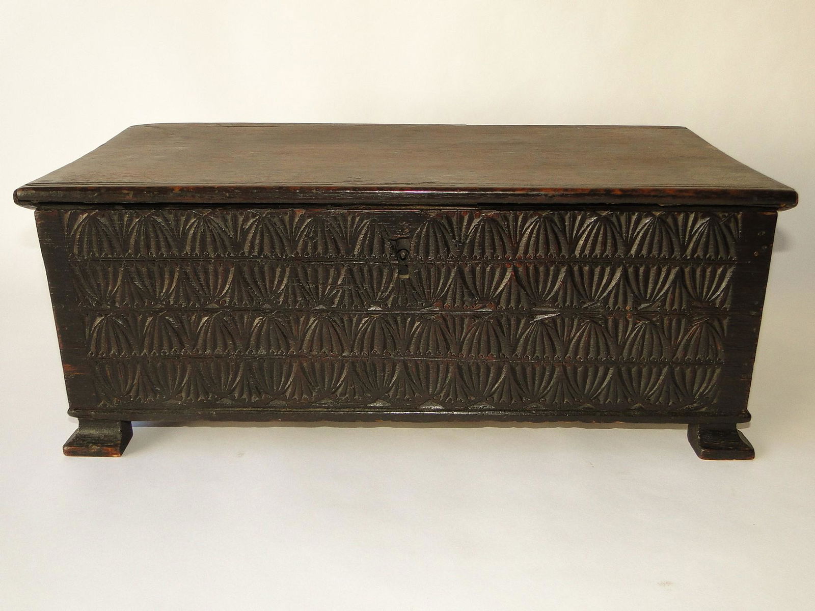 17TH CHIP CARVED BIBLE BOX (1 of 5)