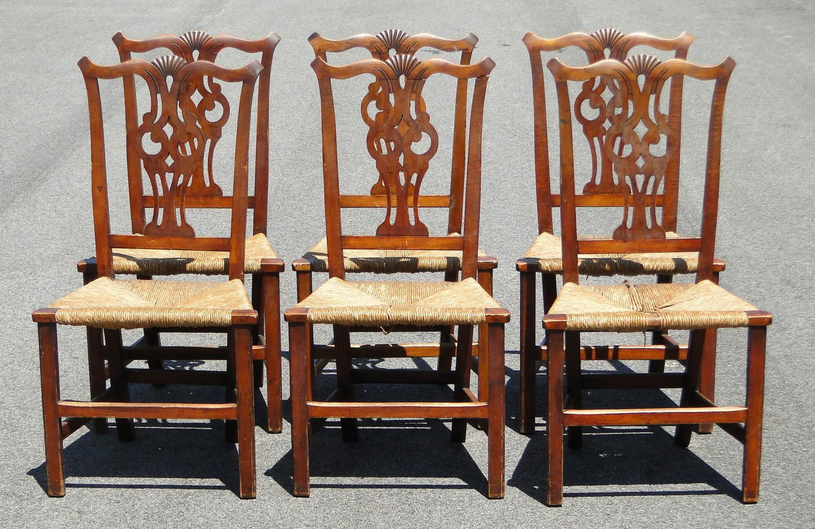 RARE SET SIX MATCHING CHIPPENDALE SIDE CHAIRS (1 of 3)