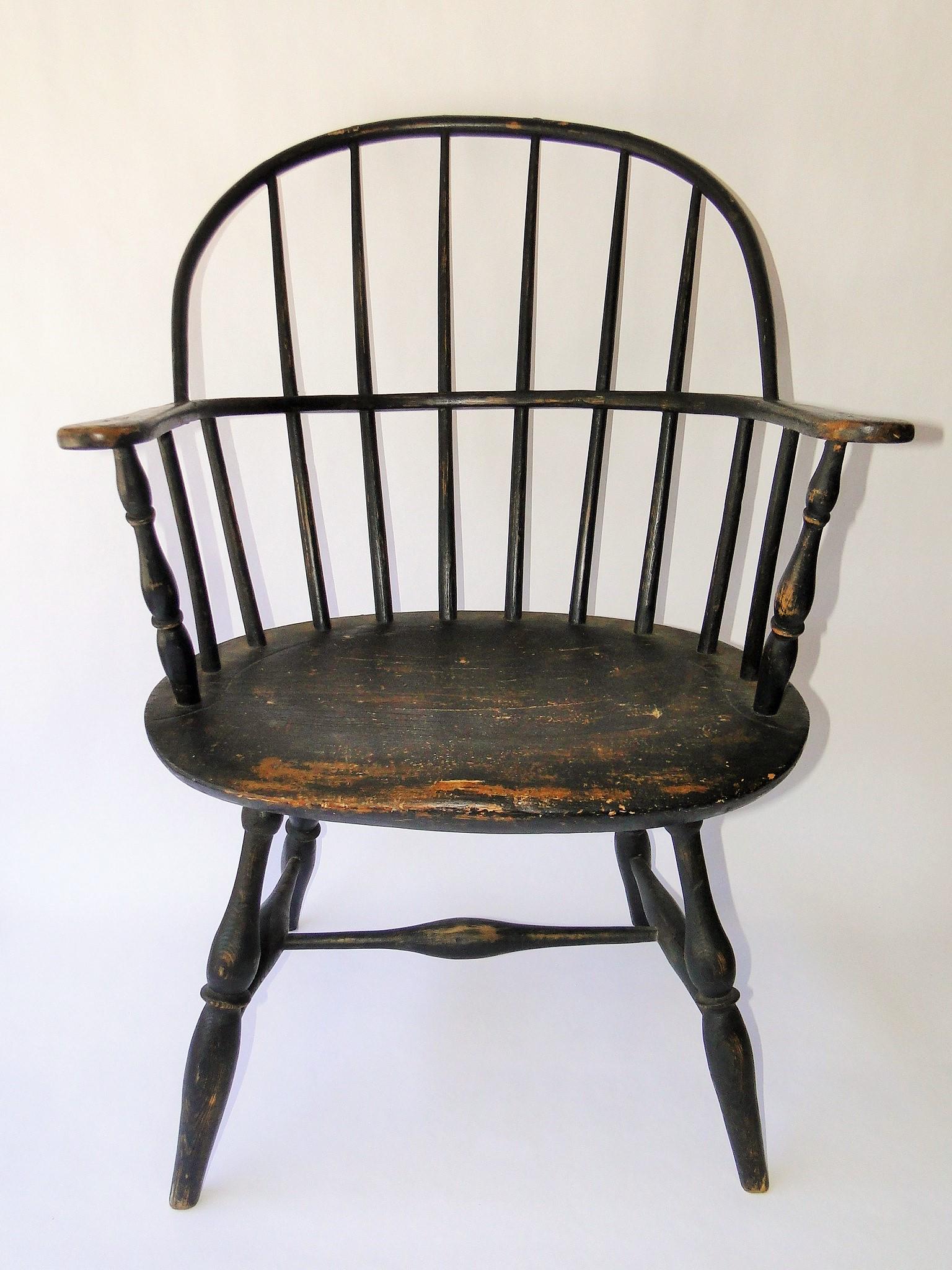 EARLY AMERICAN BLACK PAINTED WINDSOR ARM CHAIR (1 of 6)