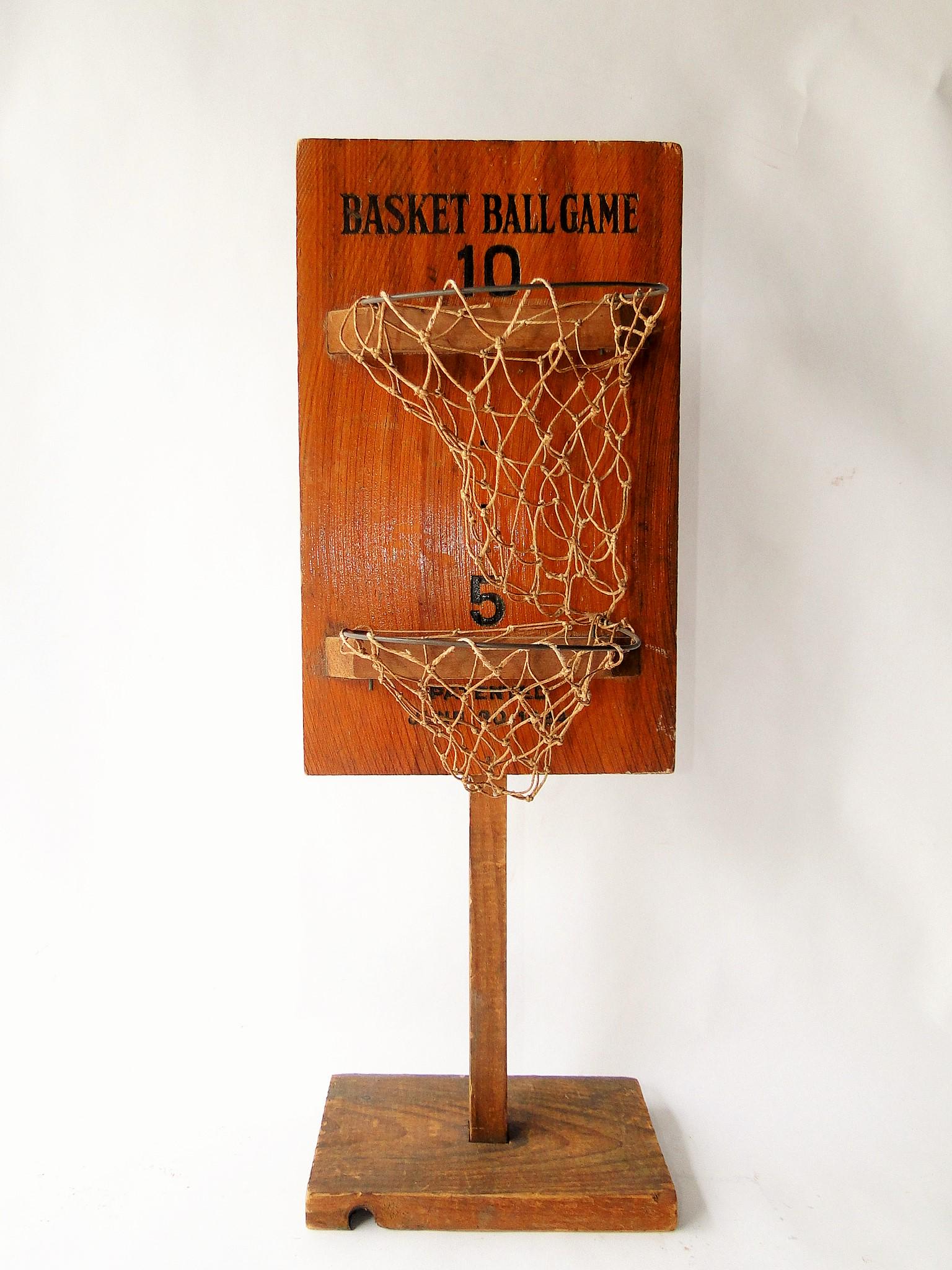 1924 PAT., TABLE TOP BASKETBALL GAME (1 of 3)