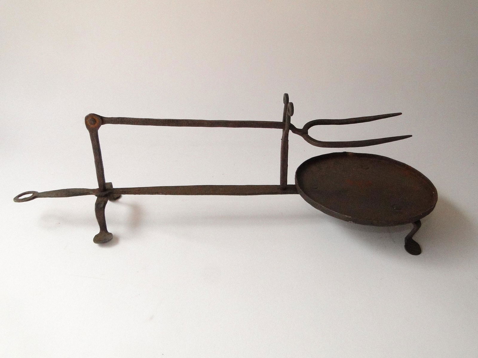 18TH C WROUGHT IRON FORK WITH DRIP PAN (1 of 4)