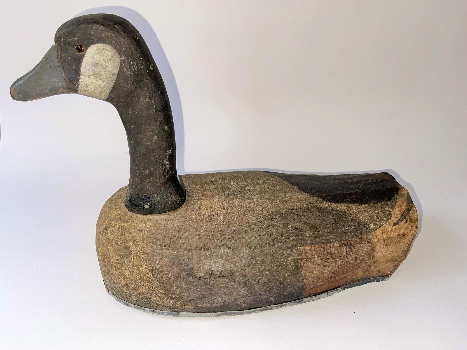 C. 1900 NEW BEDFORD GOOSE DECOY (1 of 4)