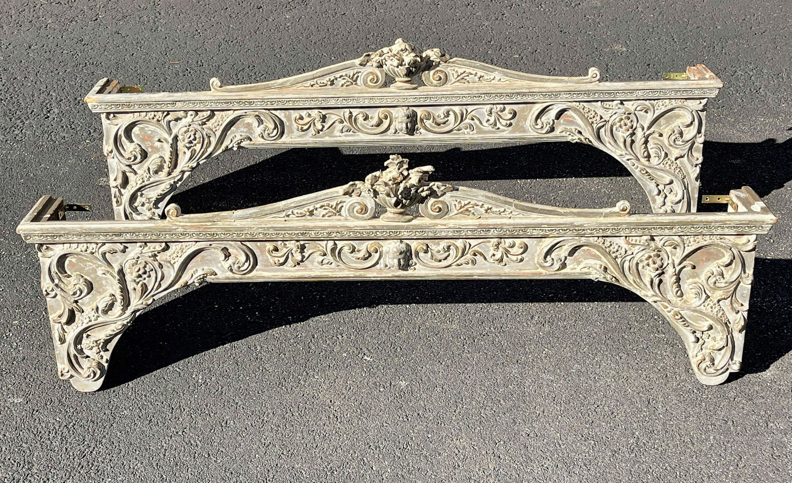 PAIR OF 19TH CENTURY DECORATIVE WINDOW VALANCES (1 of 4)