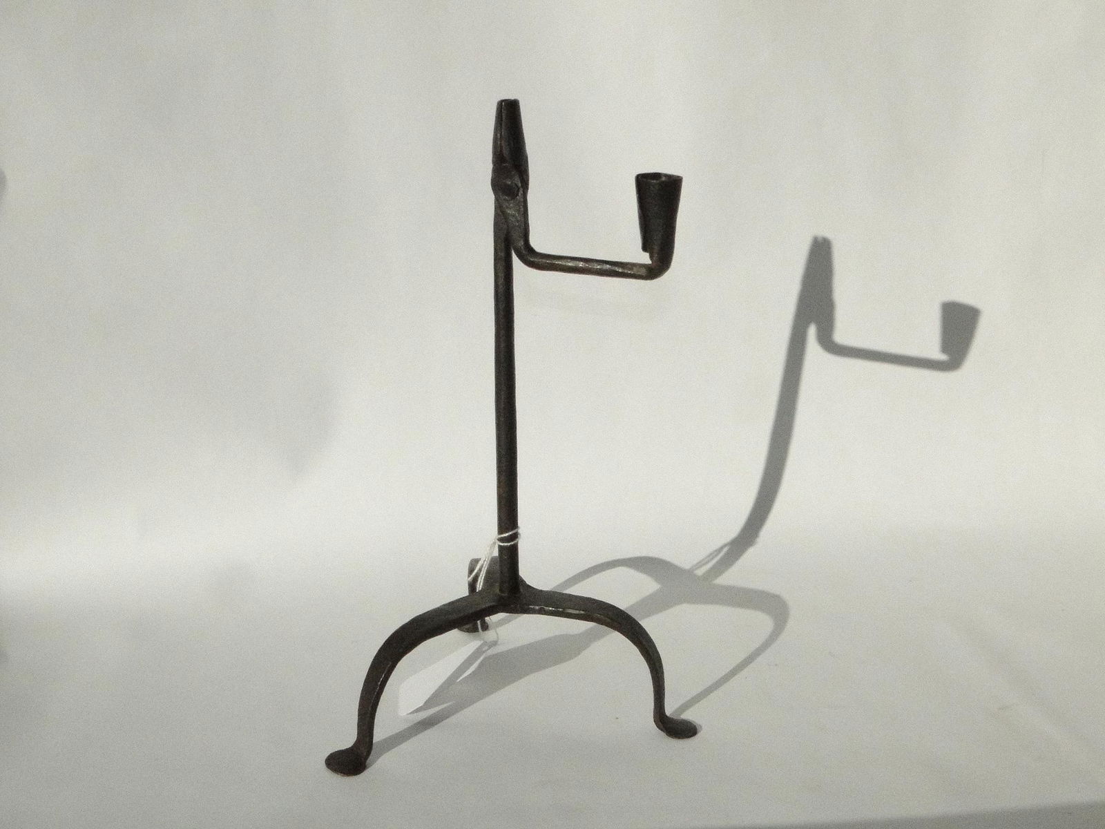 18TH C FORGED IRON RUSH LIGHT (1 of 2)