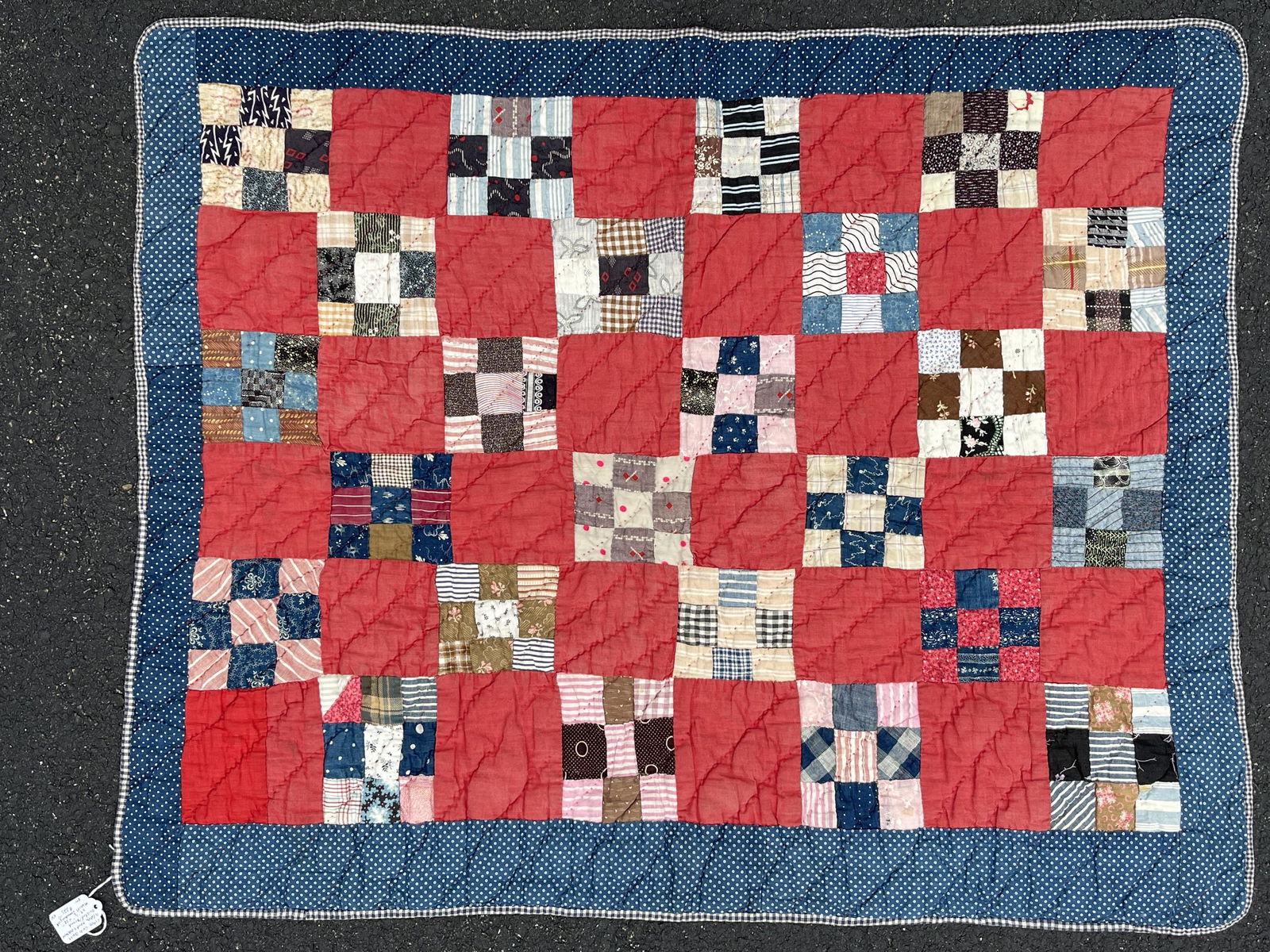 C 1900 CRIB QUILT WITH NINE PATCH PATTERN (1 of 3)