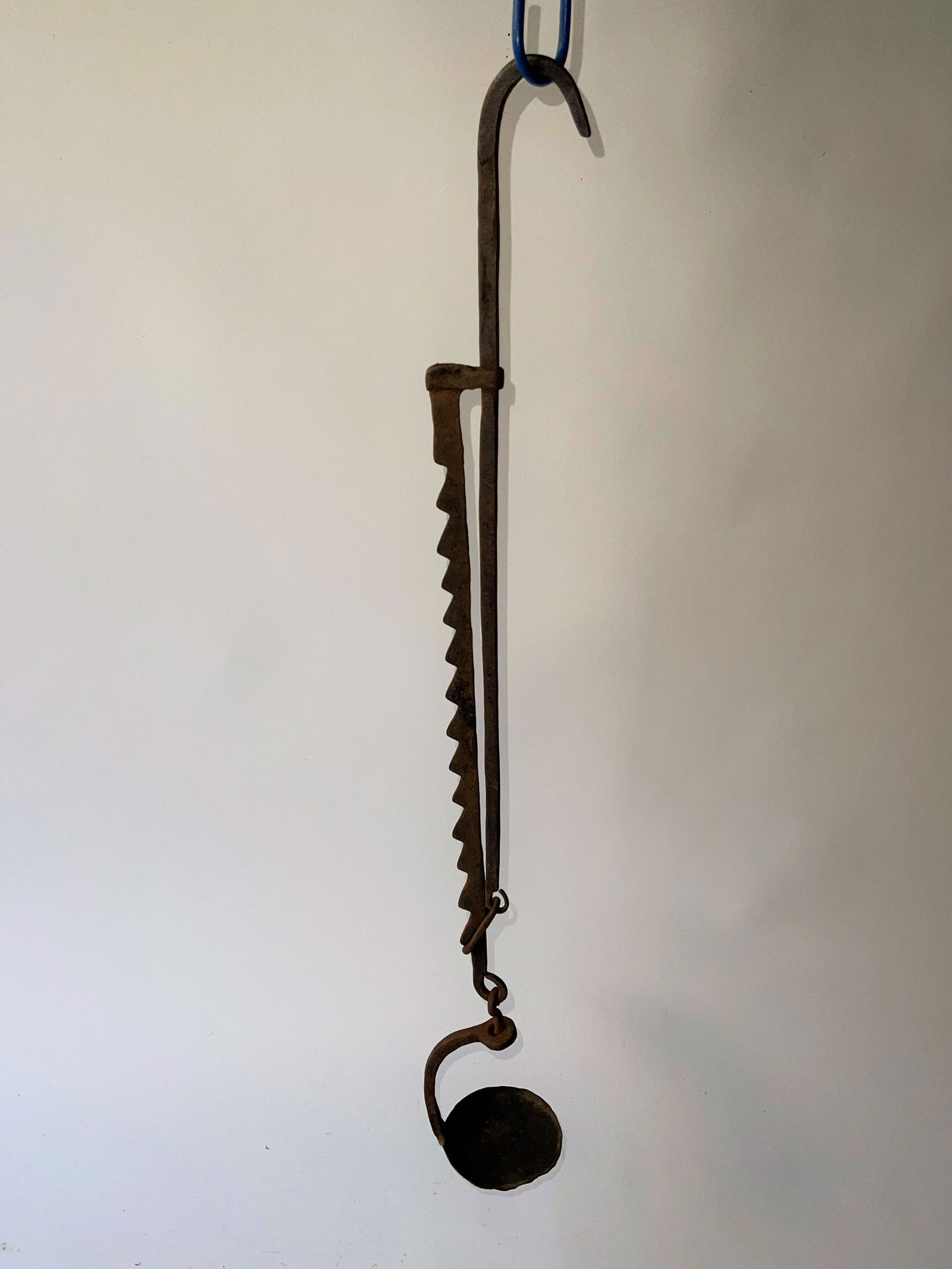 18TH C WROUGHT IRON LIGHTING TRAMMEL (1 of 2)