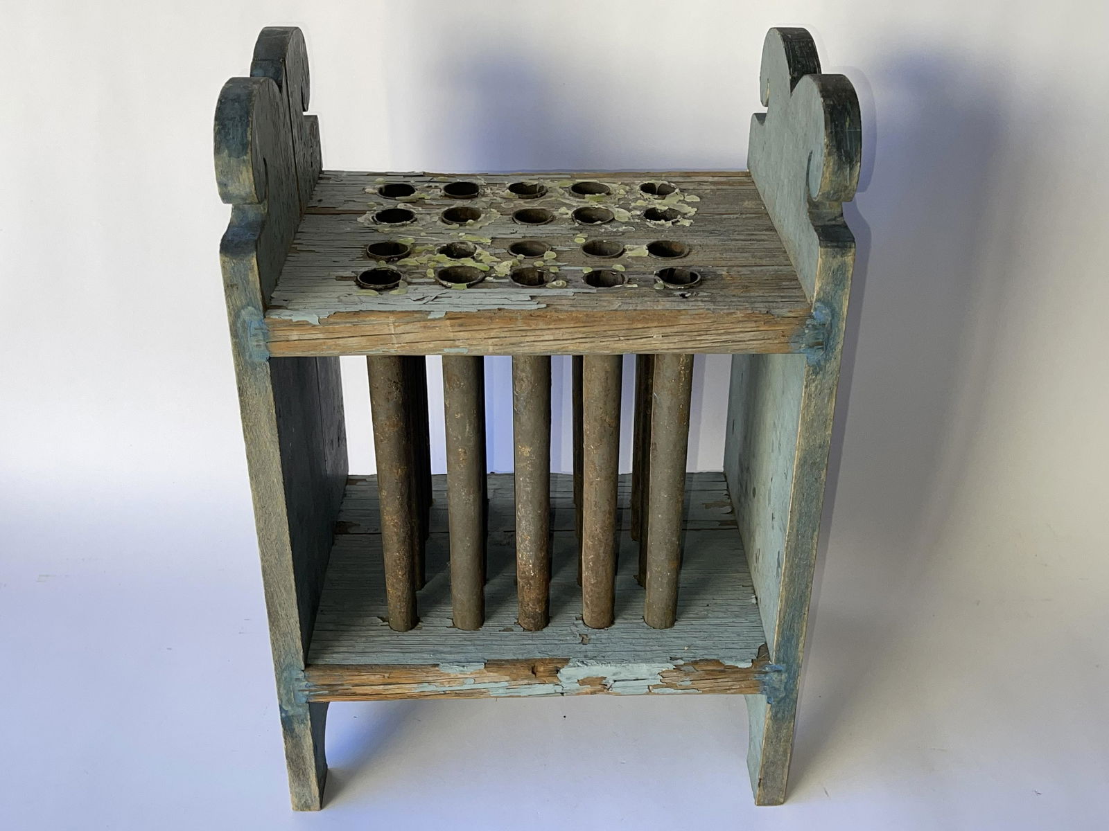 BLUE PAINTED CANDLE MOLD (1 of 4)