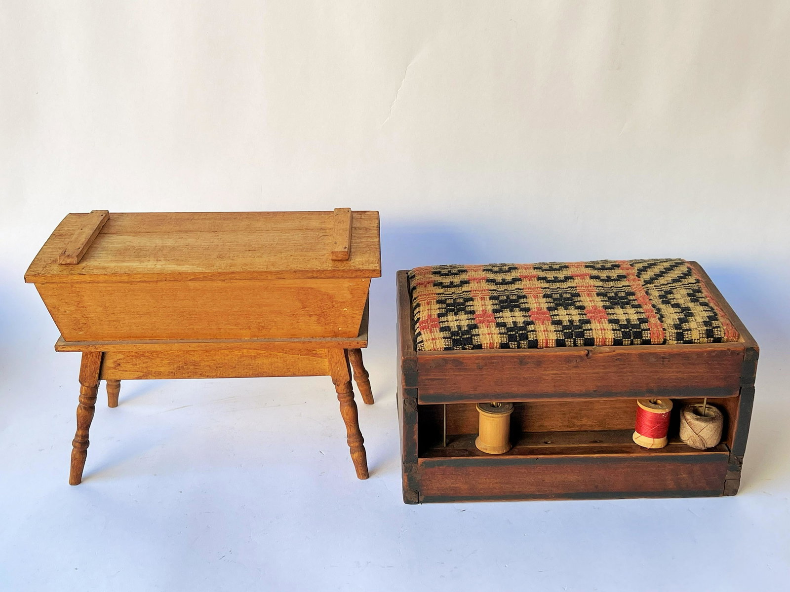 SEWING BOX, MINIATURE DOUGHBOX: SEWING BOX, MINIATURE DOUGHBOX