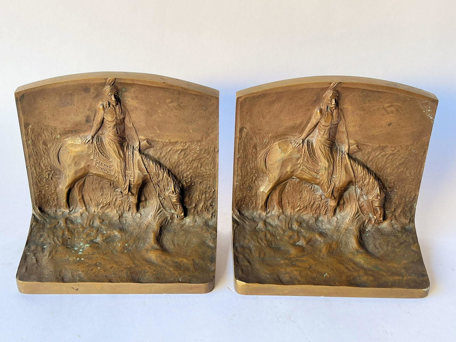 PAIR BRONZE INDIAN BOOKENDS (1 of 2)