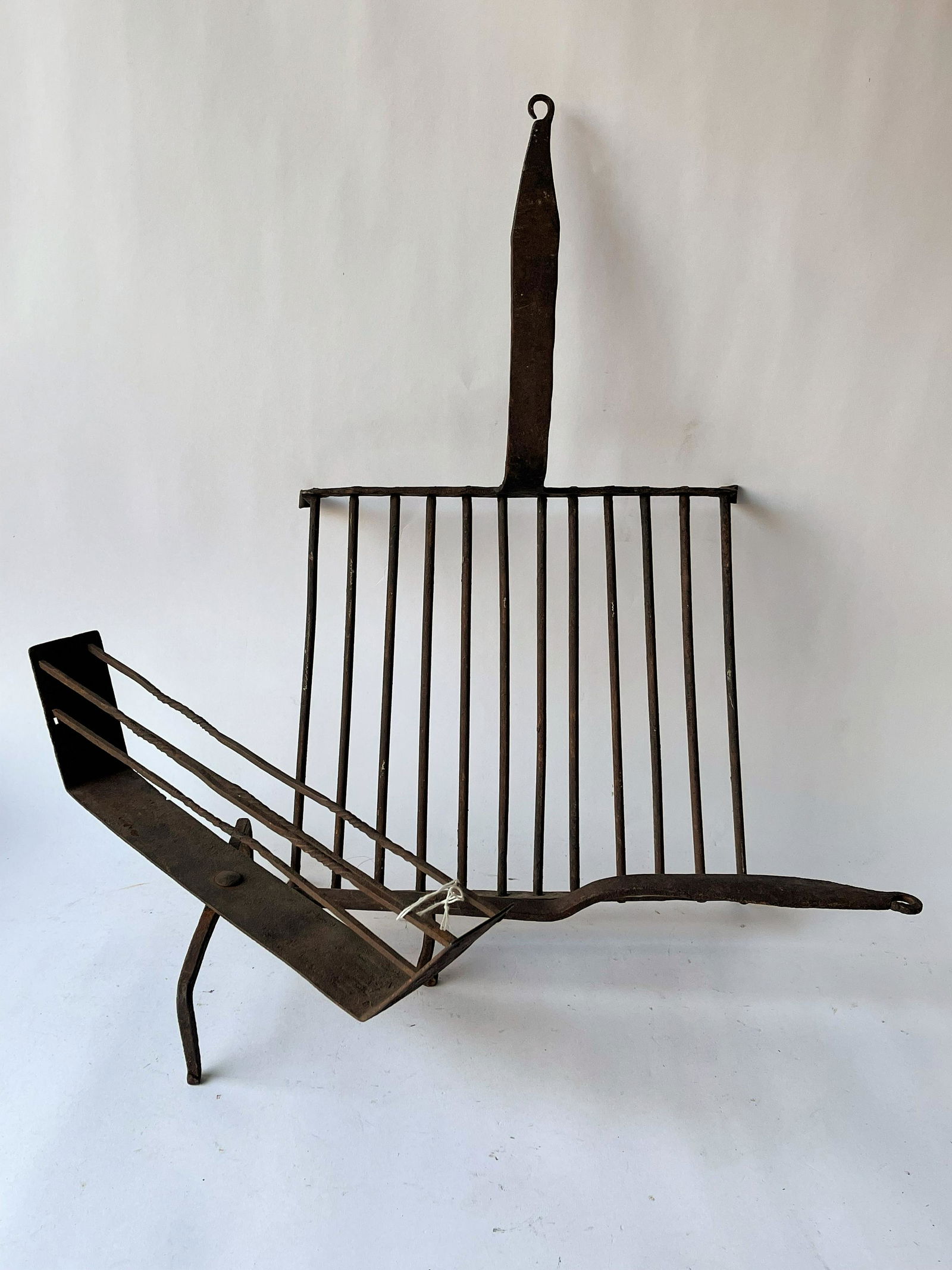 18TH C WROUGHT IRON SQUARE BROILER , TOASTER (1 of 3)