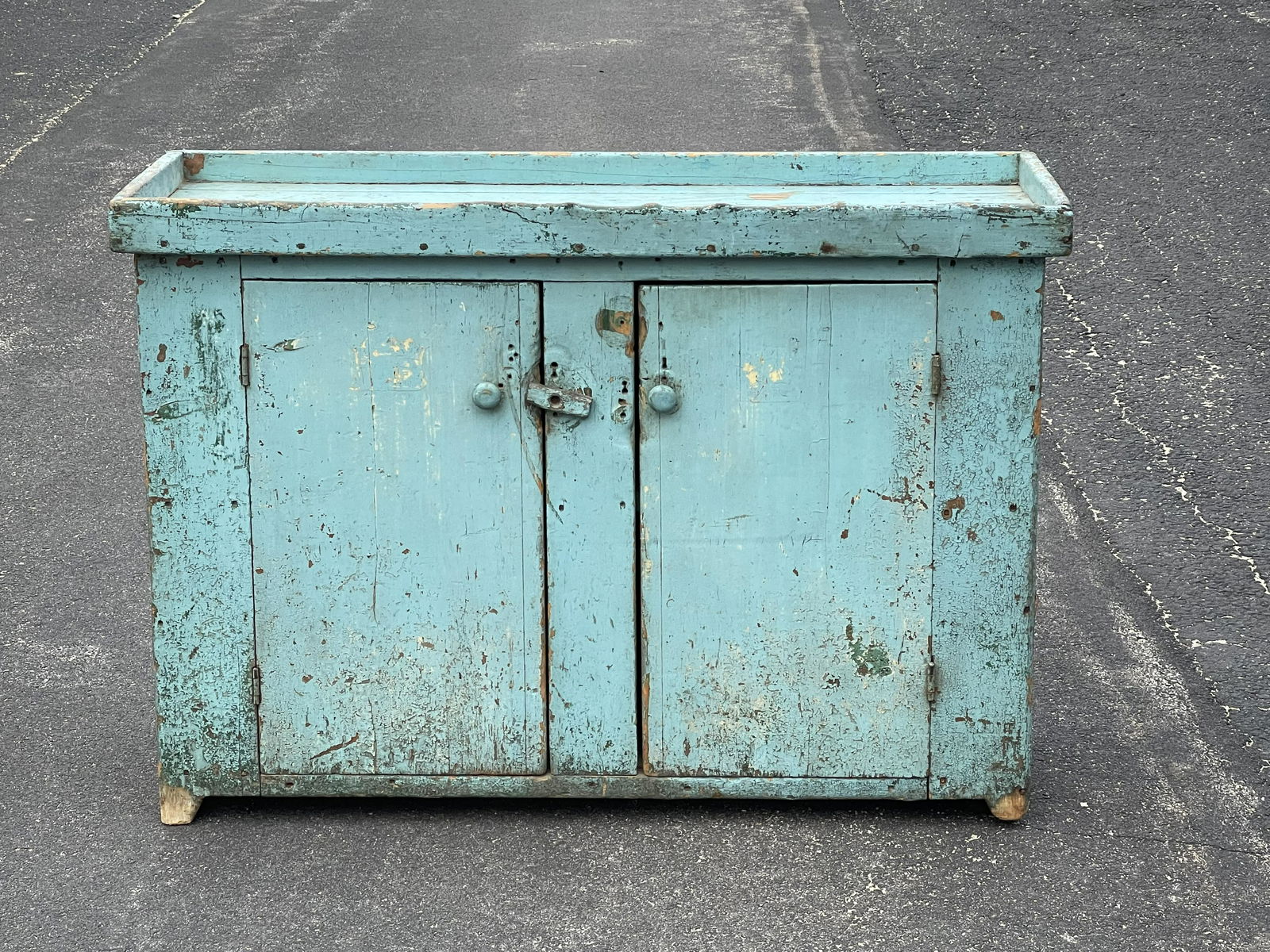 19TH C BLUE PAINTED NEW ENGLAND DRY SINK (1 of 7)