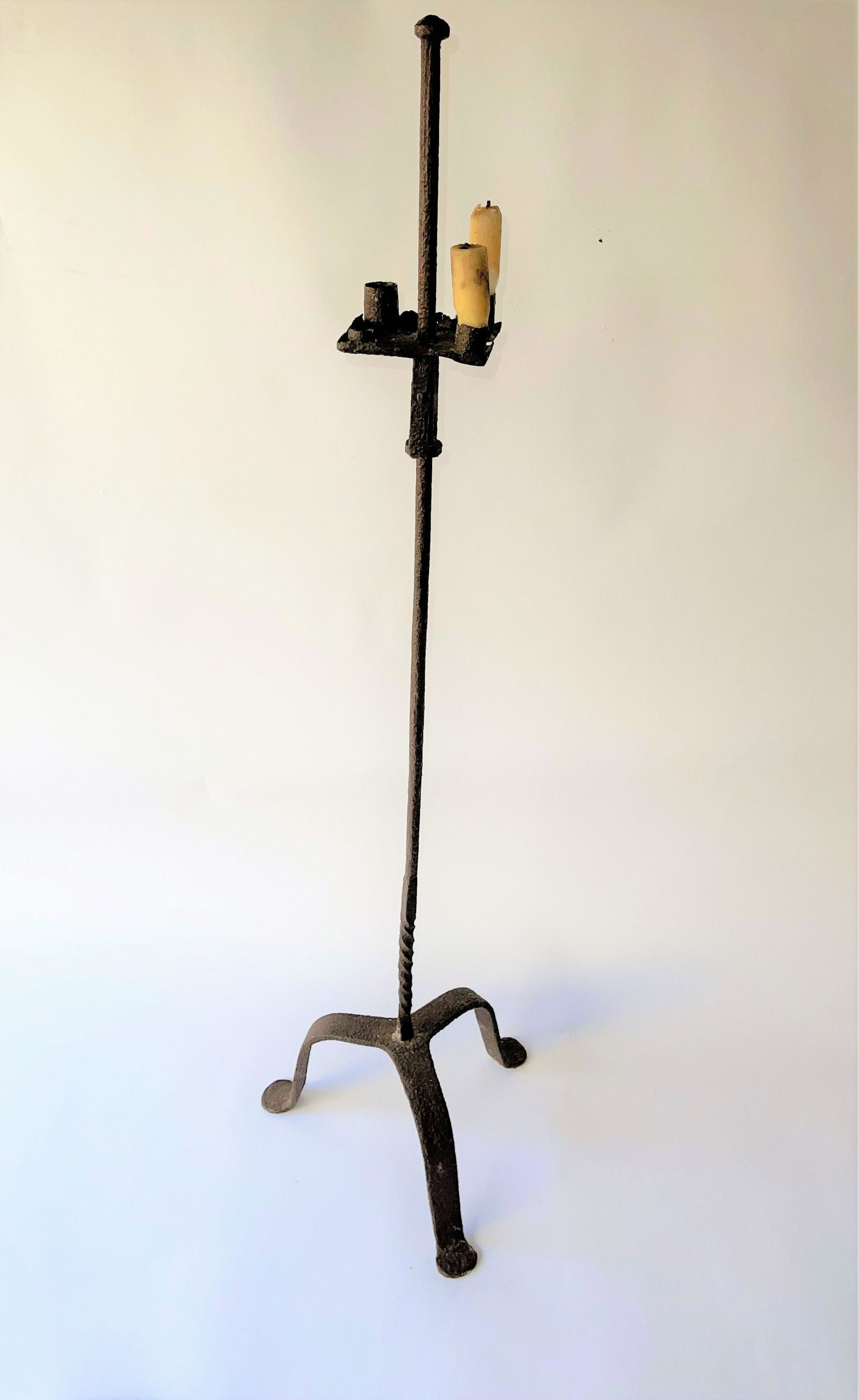 18TH C WROUGHT IRON FOUR CANDLE HOLDER (1 of 5)