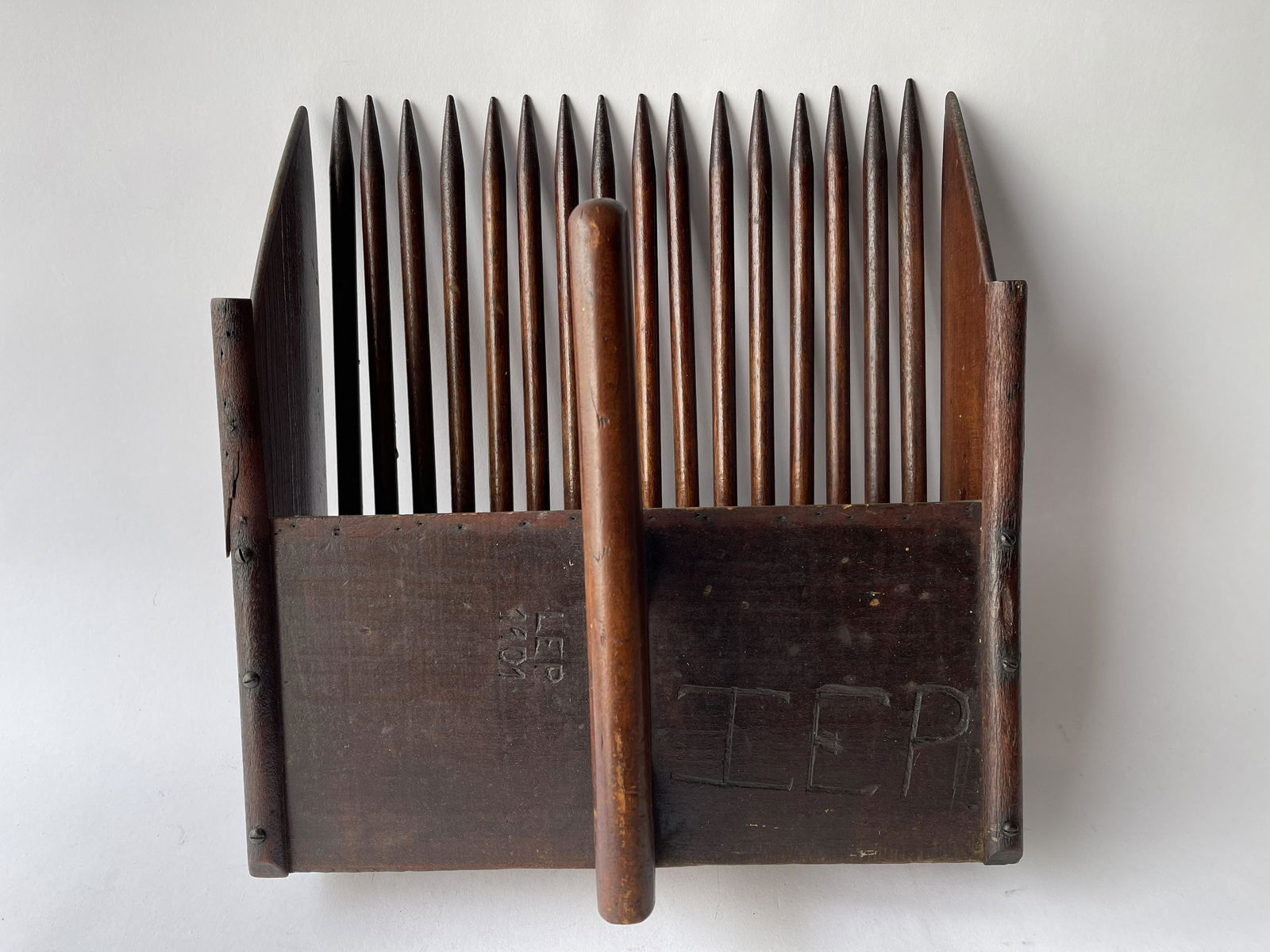 ANTIQUE CRANBERRY SCOOP FROM CHATHAM,MA. CAPE COD (1 of 5)