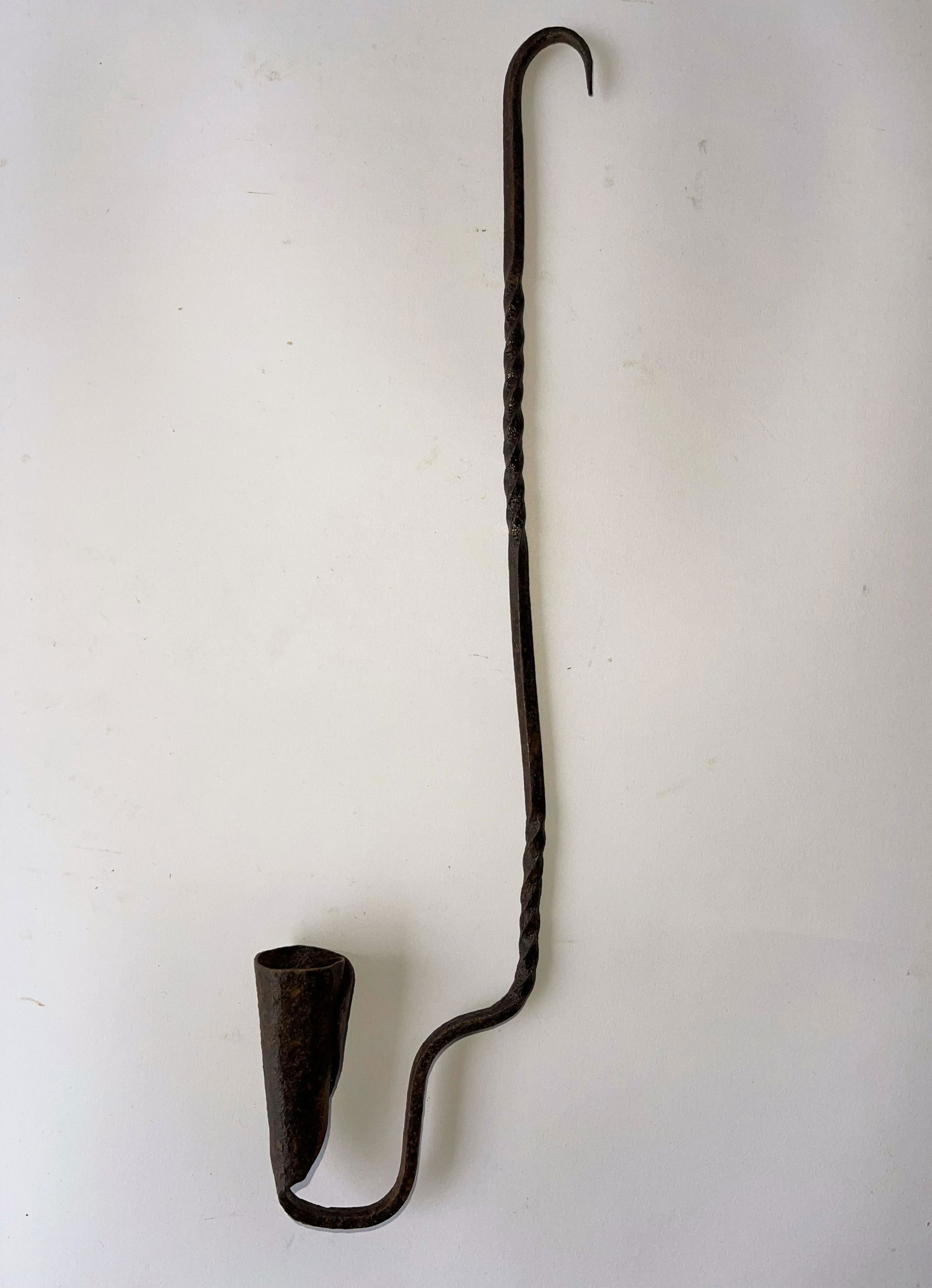 17TH-18TH C SMALL IRON CANDLE LOOM LIGHT (1 of 3)