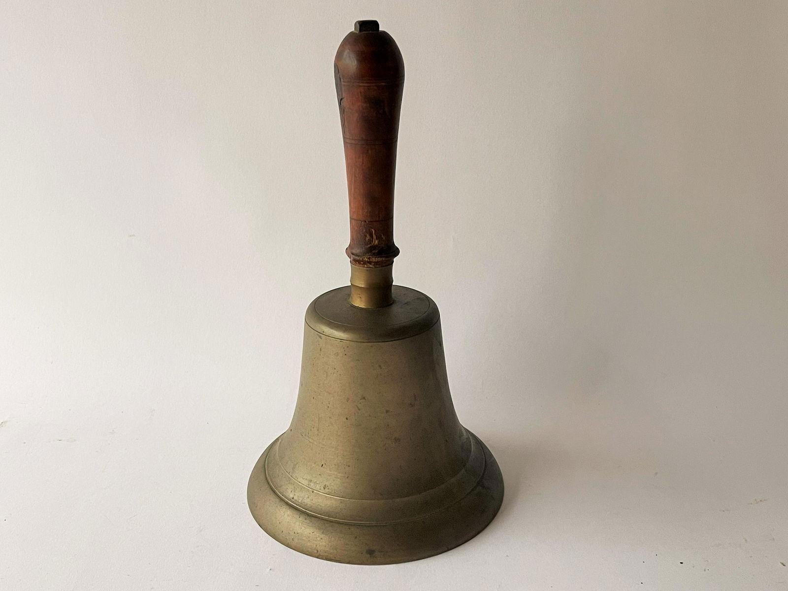 LARGE BRASS SCHOOL BELL (1 of 2)