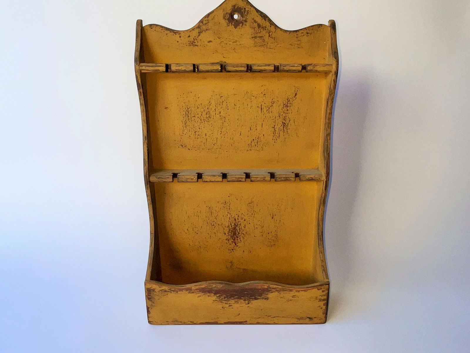 NEW ENGLAND HANGING SPOON RACK (1 of 3)