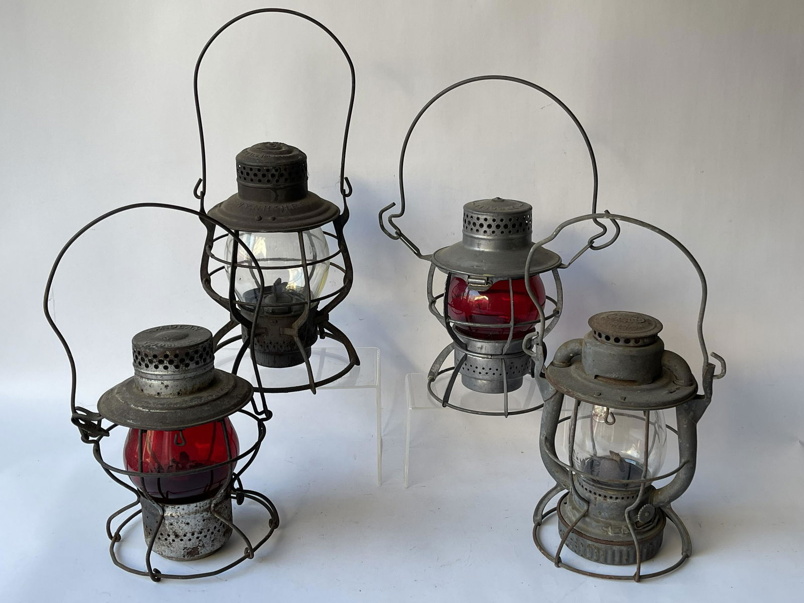 GROUPING OF FOUR RR LANTERNS (1 of 6)