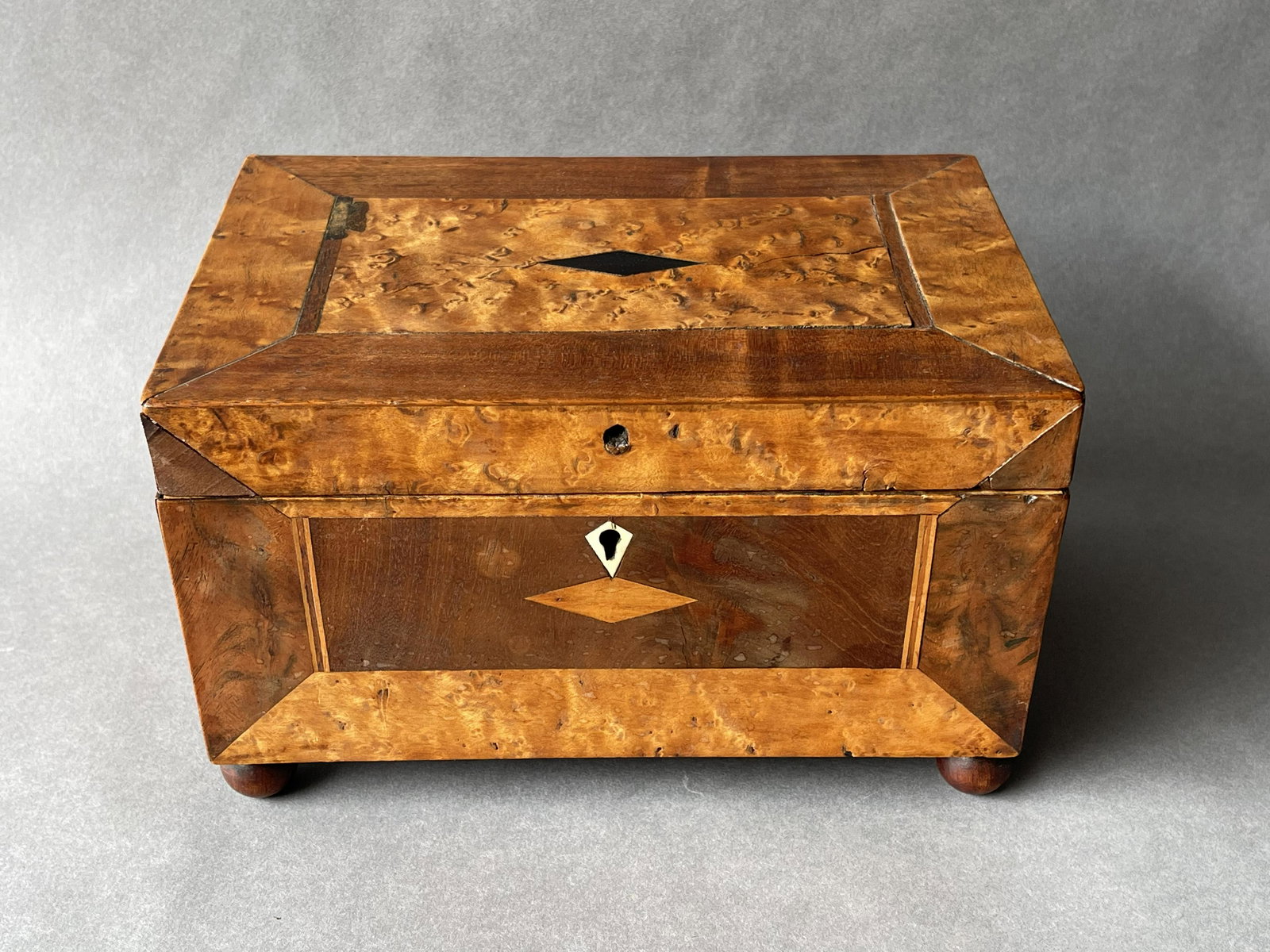 19TH C AMERICAN BIRDSEYE MAPLE JEWELRY BOX (1 of 5)