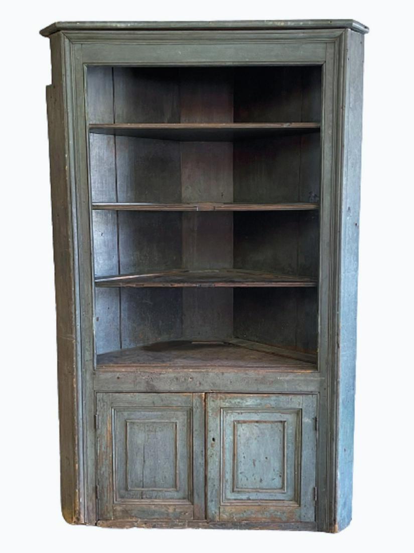 18TH C CHIPPENDALE PERIOD COUNTRY CORNER CUPBOARD IN OXIDIZED BLUE PAINT (1 of 6)