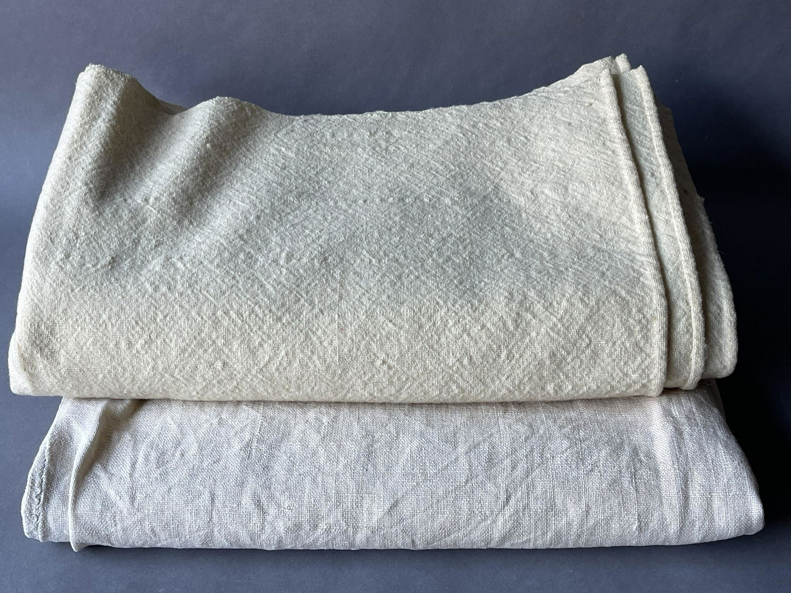 2 EARLY TEXTILES ,HOMESPUN LINEN SHEET , HOMESPUN WOOL BLANKET (1 of 3)