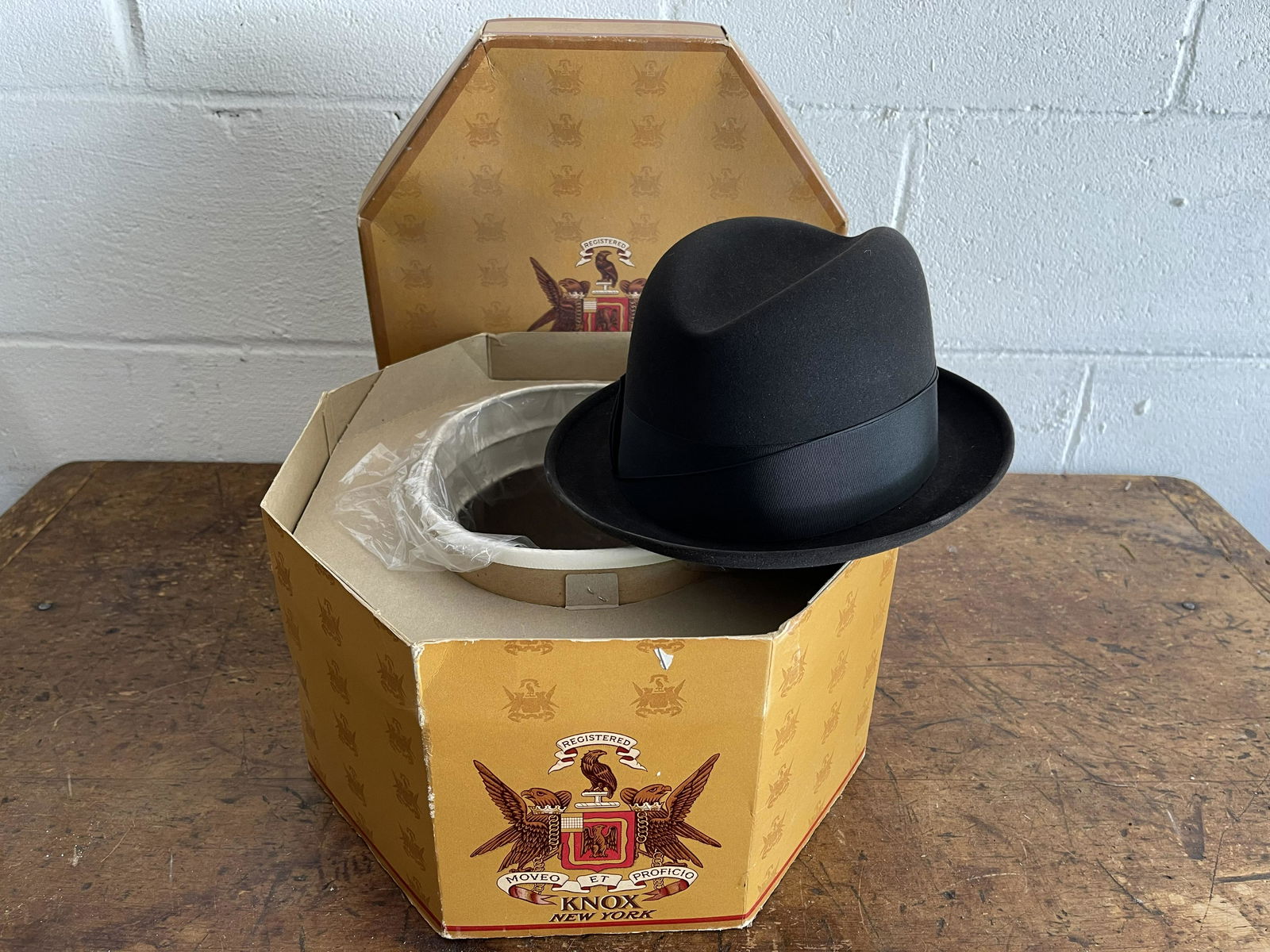 Knox New York Hat With Box: Knox New York Hat With Box Hat Size 7 1/8th