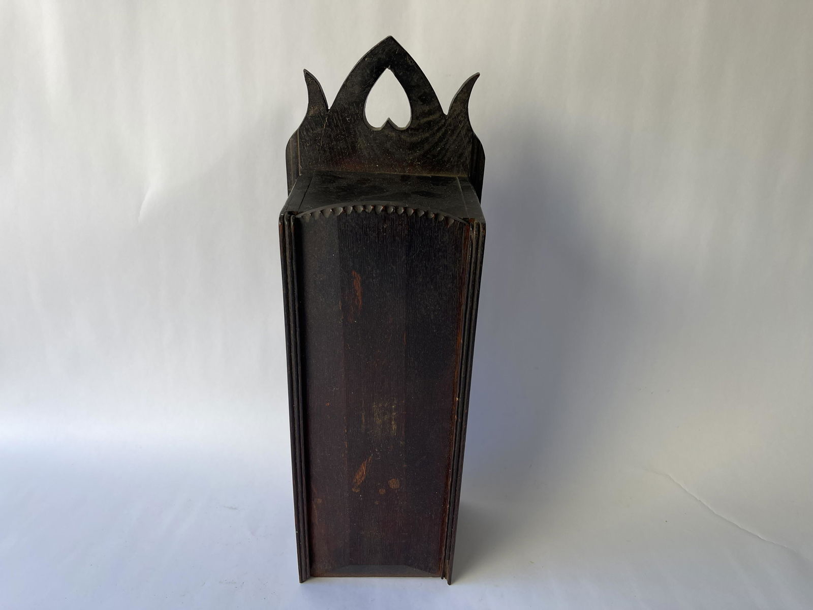 19TH C SLIDE TOP CANDLE BOX WITH HEART HANDLE (1 of 4)