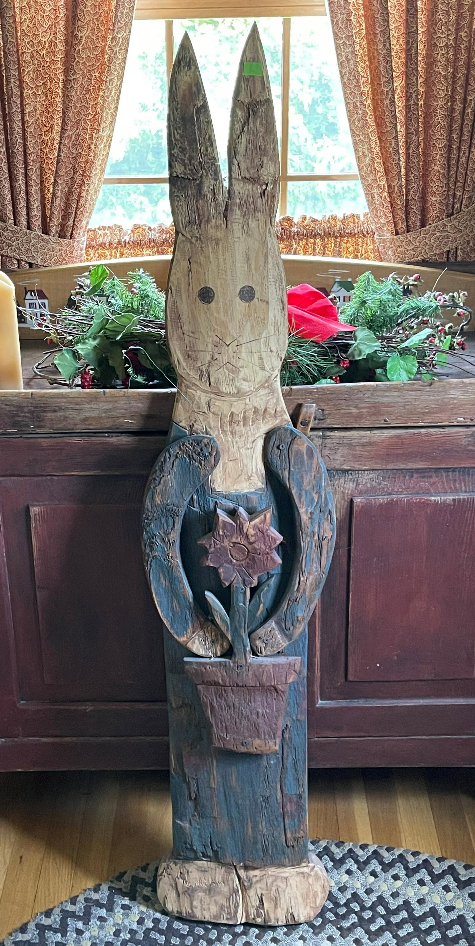 Large carved rabbit: Large carved rabbit