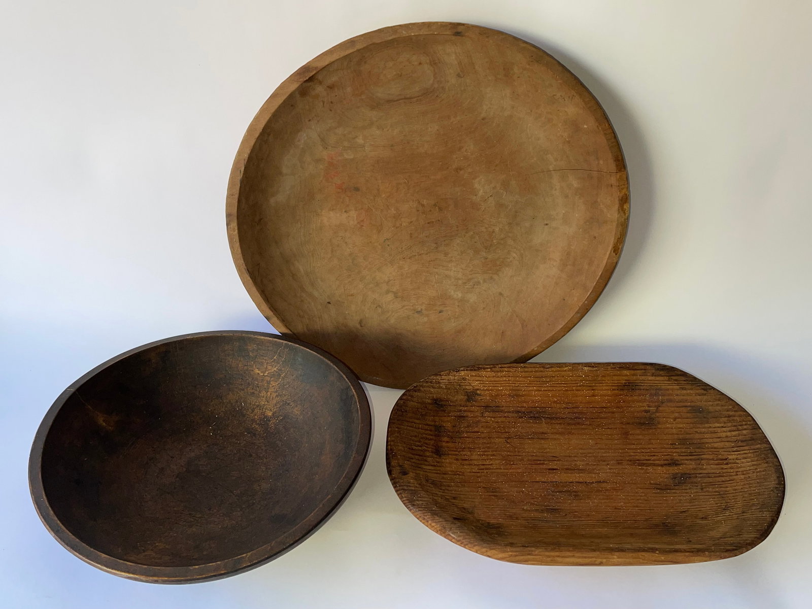 3 TREEN LOT LARGE BOWL , BEEHIVE BOWL , TRENCHER (1 of 3)