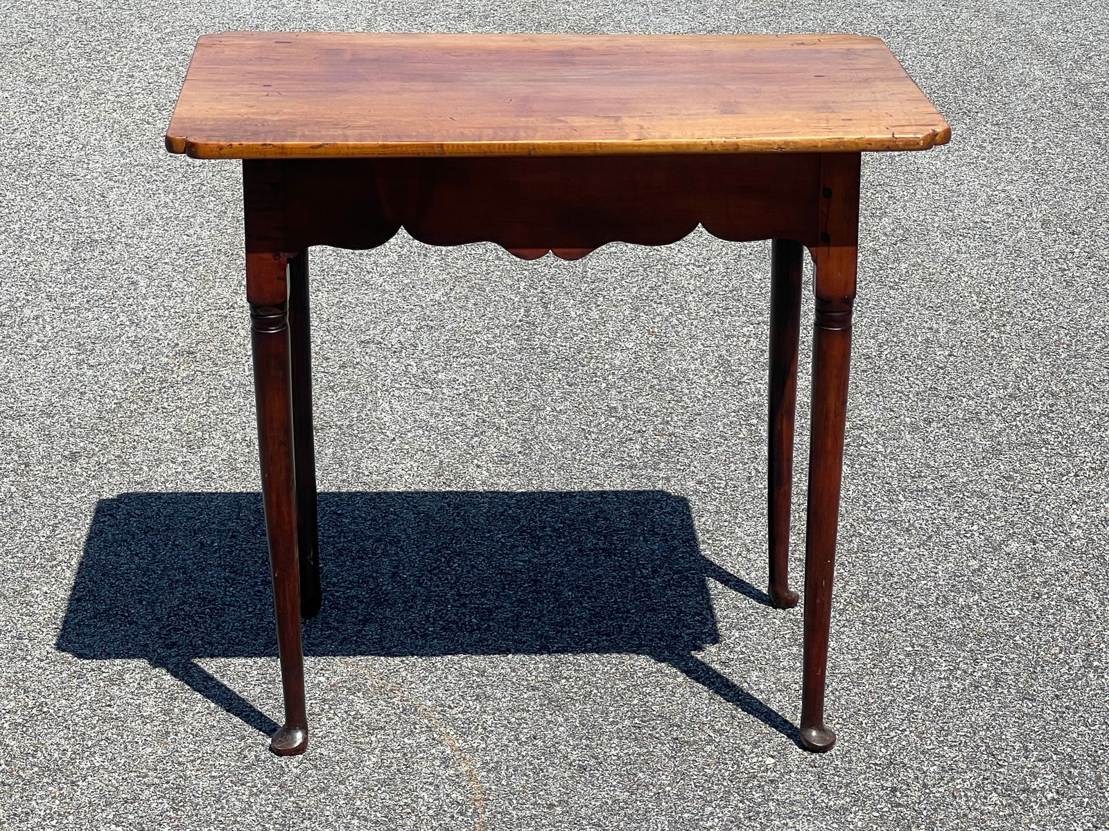 18TH CENTURY TEA TABLE (1 of 4)