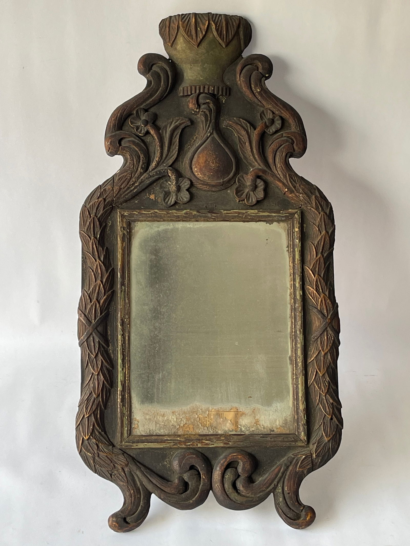 18TH C COUNTRY MIRROR (1 of 3)