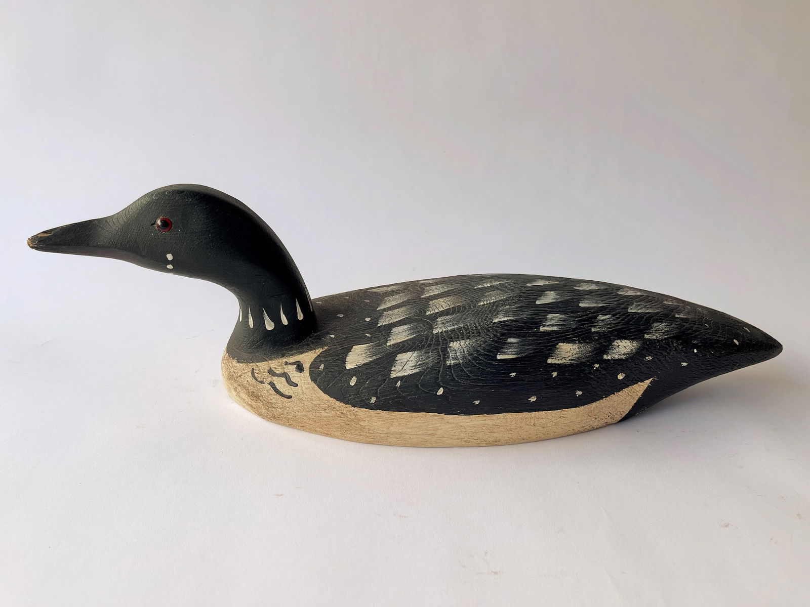 CARVED AND PAINTED LOON DECOY SIGNED (1 of 5)