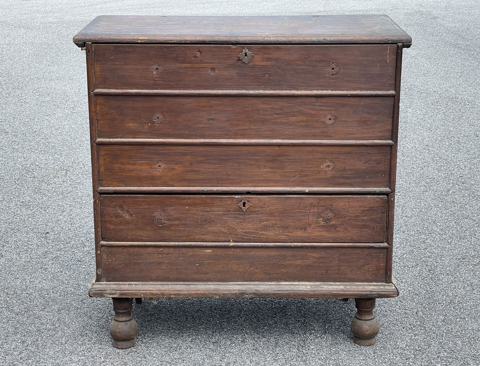 18TH C BALL FOOT TWO DRAWER BLANKET CHEST , (1 of 6)